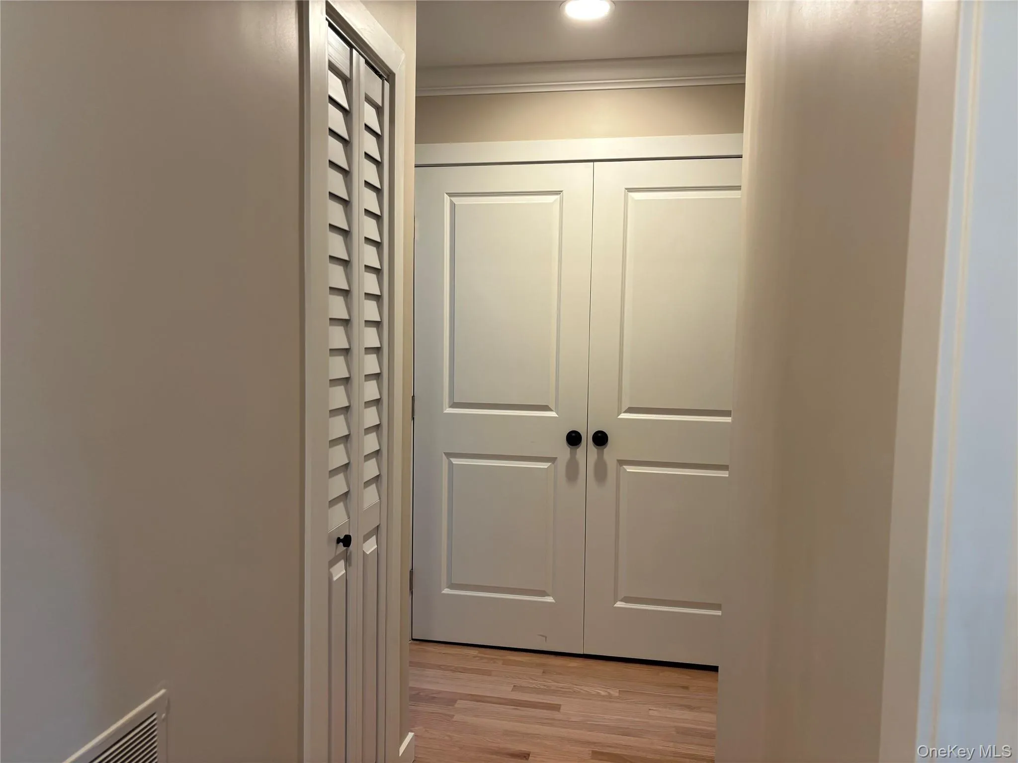 Outfitted with organizer system Outfitted with organizer system