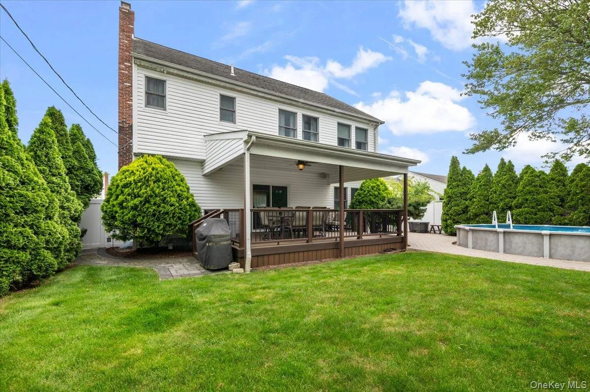 4 Westbury Avenue, Oyster Bay, NY, 5 Bedrooms Bedrooms, 8 Rooms Rooms,3 BathroomsBathrooms,Residential,For Rent,Westbury,0,1007526 4 Westbury Avenue, Oyster Bay, NY, 5 Bedrooms Bedrooms, 8 Rooms Rooms,3 BathroomsBathrooms,Residential,For Rent,Westbury,0,1007526