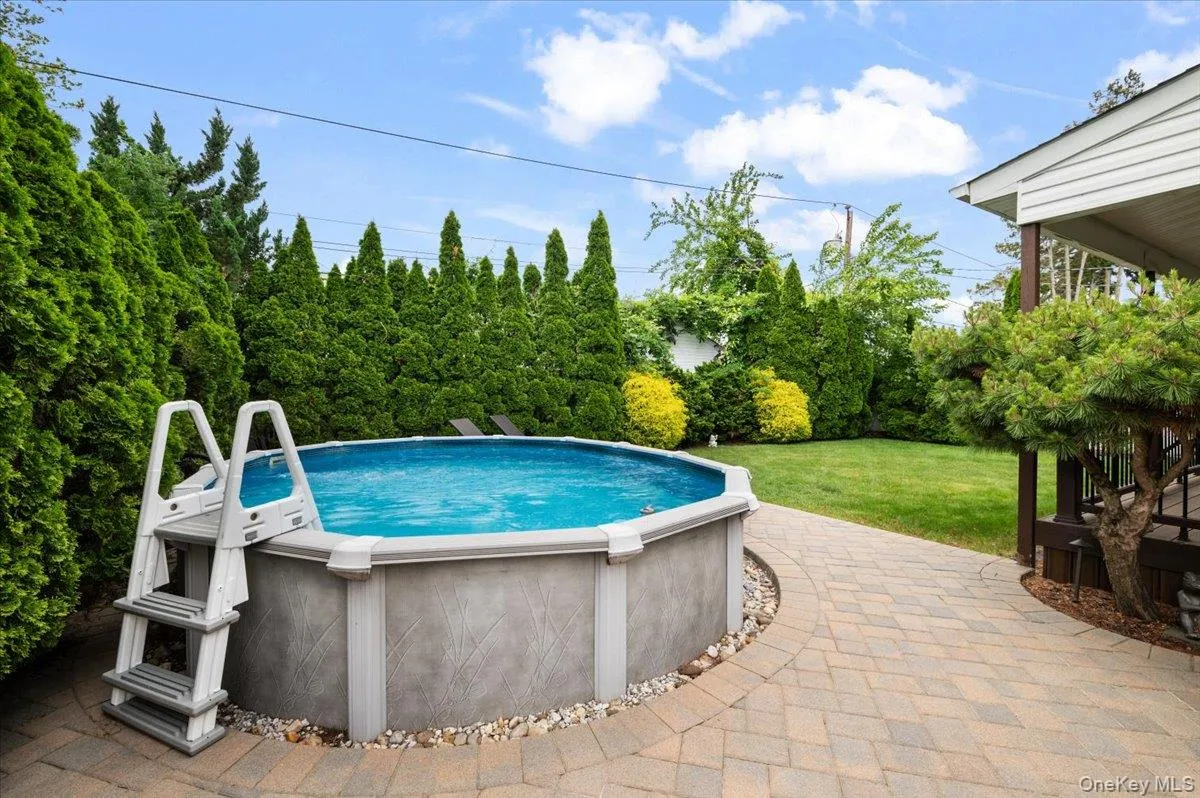 4 Westbury Avenue, Oyster Bay, NY, 5 Bedrooms Bedrooms, 8 Rooms Rooms,3 BathroomsBathrooms,Residential,For Rent,Westbury,0,1007526 4 Westbury Avenue, Oyster Bay, NY, 5 Bedrooms Bedrooms, 8 Rooms Rooms,3 BathroomsBathrooms,Residential,For Rent,Westbury,0,1007526