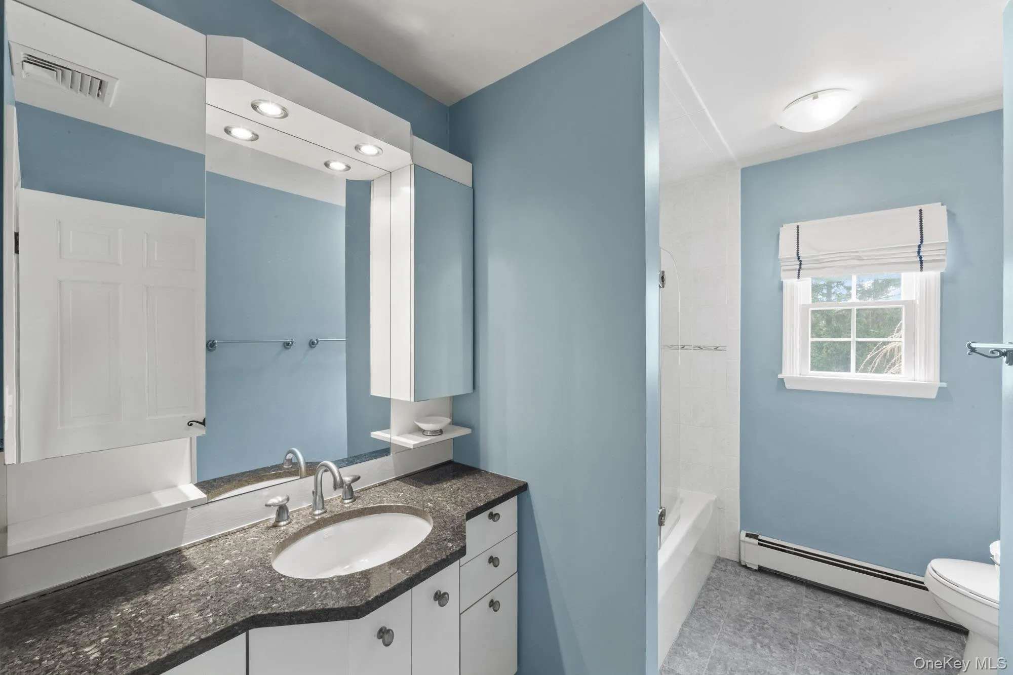 175 Birch Lane, Southold, NY, 4 Bedrooms Bedrooms, 12 Rooms Rooms,3 BathroomsBathrooms,Residential Lease,For Rent,Birch,0,1007529 175 Birch Lane, Southold, NY, 4 Bedrooms Bedrooms, 12 Rooms Rooms,3 BathroomsBathrooms,Residential Lease,For Rent,Birch,0,1007529