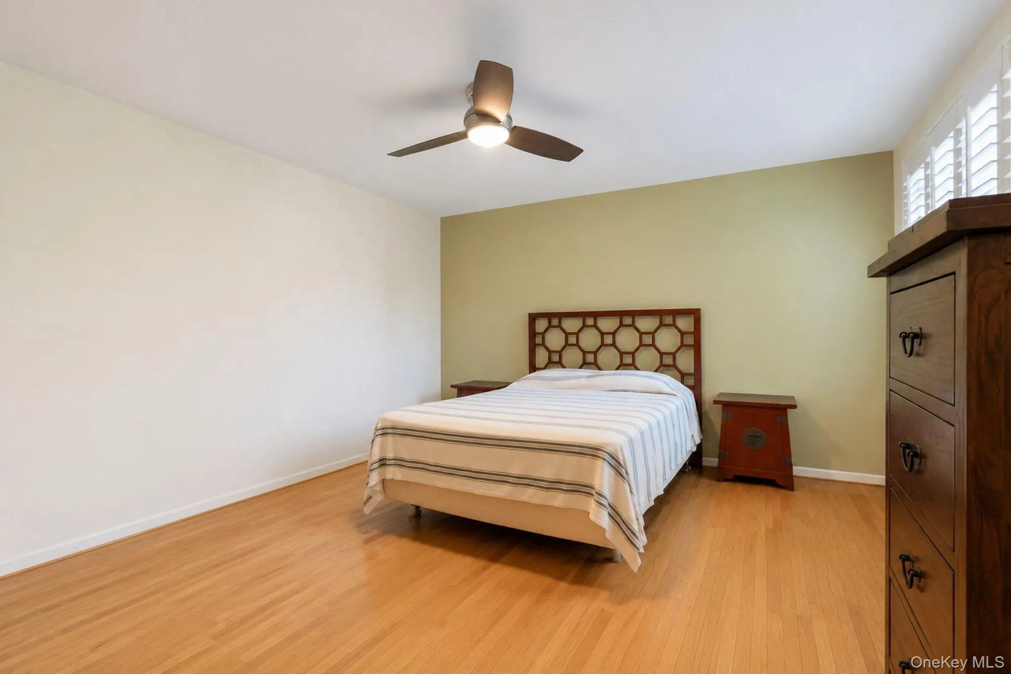 2260 Benson Avenue, New York, NY, 2 Bedrooms Bedrooms, 5 Rooms Rooms,1 BathroomBathrooms,Residential,For Rent,Benson,0,1007532 2260 Benson Avenue, New York, NY, 2 Bedrooms Bedrooms, 5 Rooms Rooms,1 BathroomBathrooms,Residential,For Rent,Benson,0,1007532