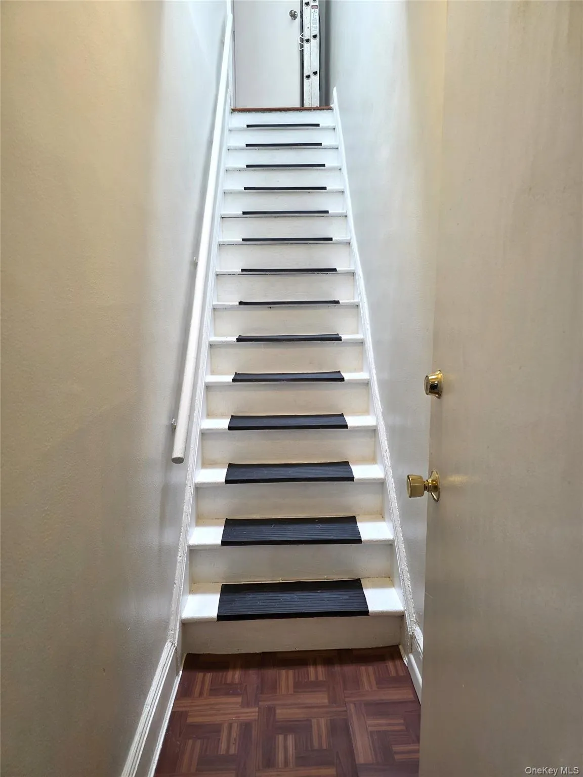 50-44 41st Street, New York, NY, 4 Bedrooms Bedrooms, 6 Rooms Rooms,1 BathroomBathrooms,Residential Lease,For Rent,41st,0,1007533 50-44 41st Street, New York, NY, 4 Bedrooms Bedrooms, 6 Rooms Rooms,1 BathroomBathrooms,Residential Lease,For Rent,41st,0,1007533