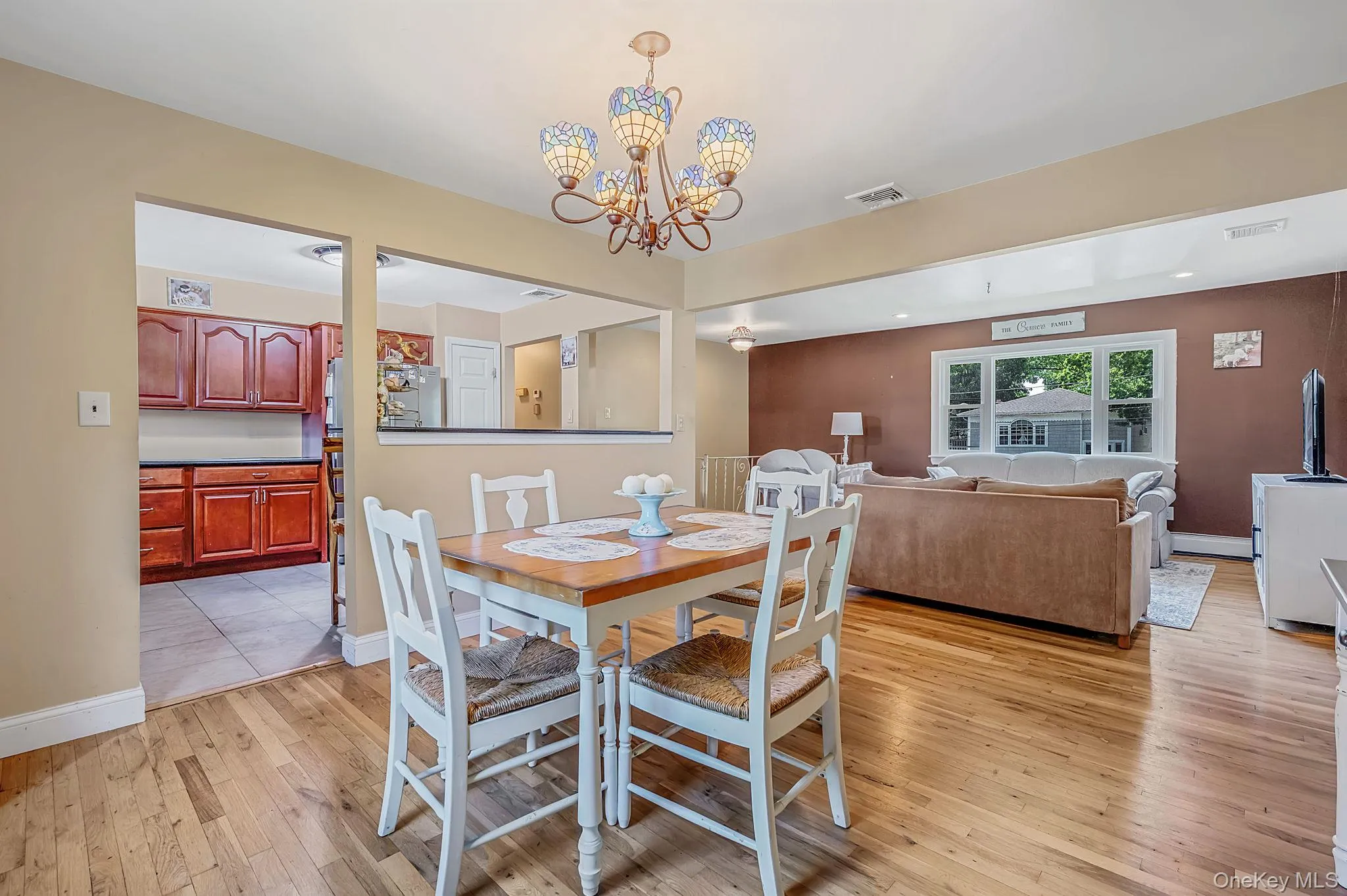 377 Montgomery Avenue, West Babylon, NY, 4 Bedrooms Bedrooms, 9 Rooms Rooms,2 BathroomsBathrooms,Residential,For Rent,Montgomery,0,1007537 377 Montgomery Avenue, West Babylon, NY, 4 Bedrooms Bedrooms, 9 Rooms Rooms,2 BathroomsBathrooms,Residential,For Rent,Montgomery,0,1007537