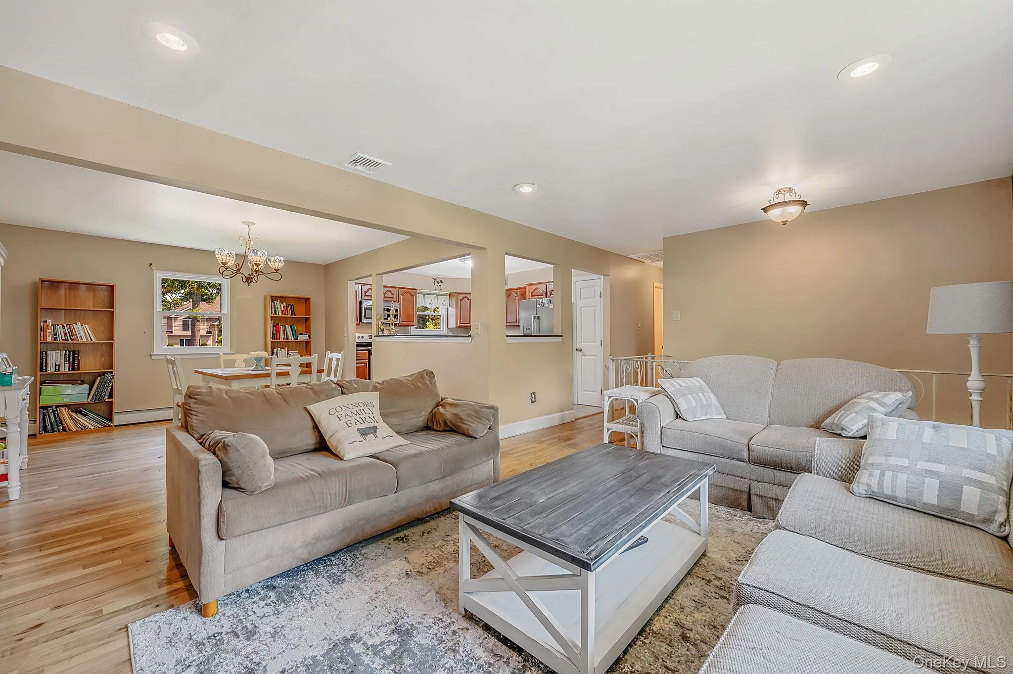 377 Montgomery Avenue, West Babylon, NY, 4 Bedrooms Bedrooms, 9 Rooms Rooms,2 BathroomsBathrooms,Residential,For Rent,Montgomery,0,1007537 377 Montgomery Avenue, West Babylon, NY, 4 Bedrooms Bedrooms, 9 Rooms Rooms,2 BathroomsBathrooms,Residential,For Rent,Montgomery,0,1007537