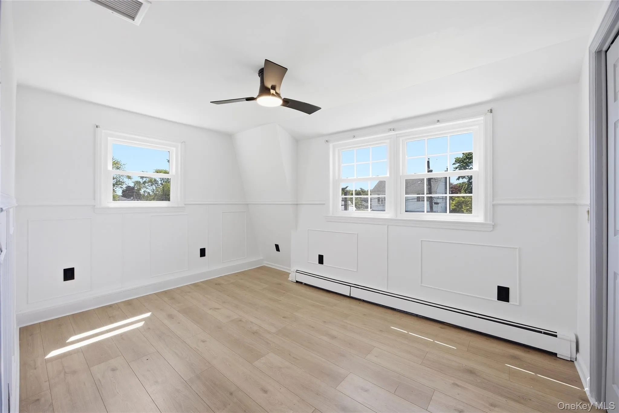25 Parkdale Drive, Babylon, NY, 4 Bedrooms Bedrooms, 8 Rooms Rooms,1 BathroomBathrooms,Residential,For Rent,Parkdale,0,1007538 25 Parkdale Drive, Babylon, NY, 4 Bedrooms Bedrooms, 8 Rooms Rooms,1 BathroomBathrooms,Residential,For Rent,Parkdale,0,1007538