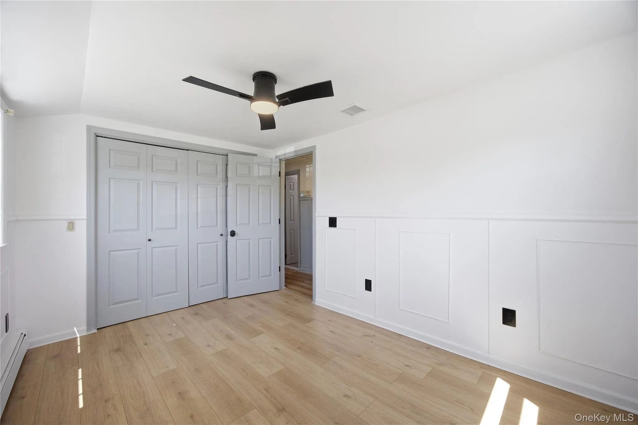 25 Parkdale Drive, Babylon, NY, 4 Bedrooms Bedrooms, 8 Rooms Rooms,1 BathroomBathrooms,Residential,For Rent,Parkdale,0,1007538 25 Parkdale Drive, Babylon, NY, 4 Bedrooms Bedrooms, 8 Rooms Rooms,1 BathroomBathrooms,Residential,For Rent,Parkdale,0,1007538