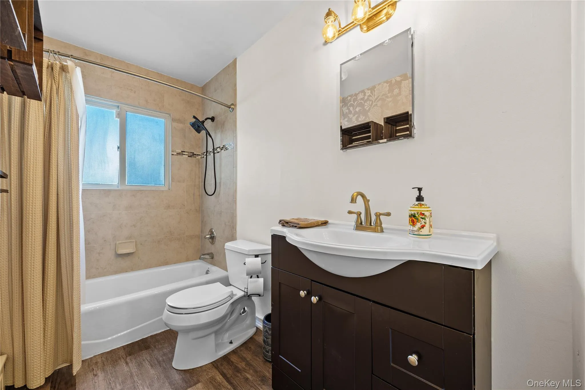 44 Oakridge Road, North Salem, NY, 3 Bedrooms Bedrooms, 8 Rooms Rooms,2 BathroomsBathrooms,Residential Lease,For Rent,Oakridge,0,1007542 44 Oakridge Road, North Salem, NY, 3 Bedrooms Bedrooms, 8 Rooms Rooms,2 BathroomsBathrooms,Residential Lease,For Rent,Oakridge,0,1007542