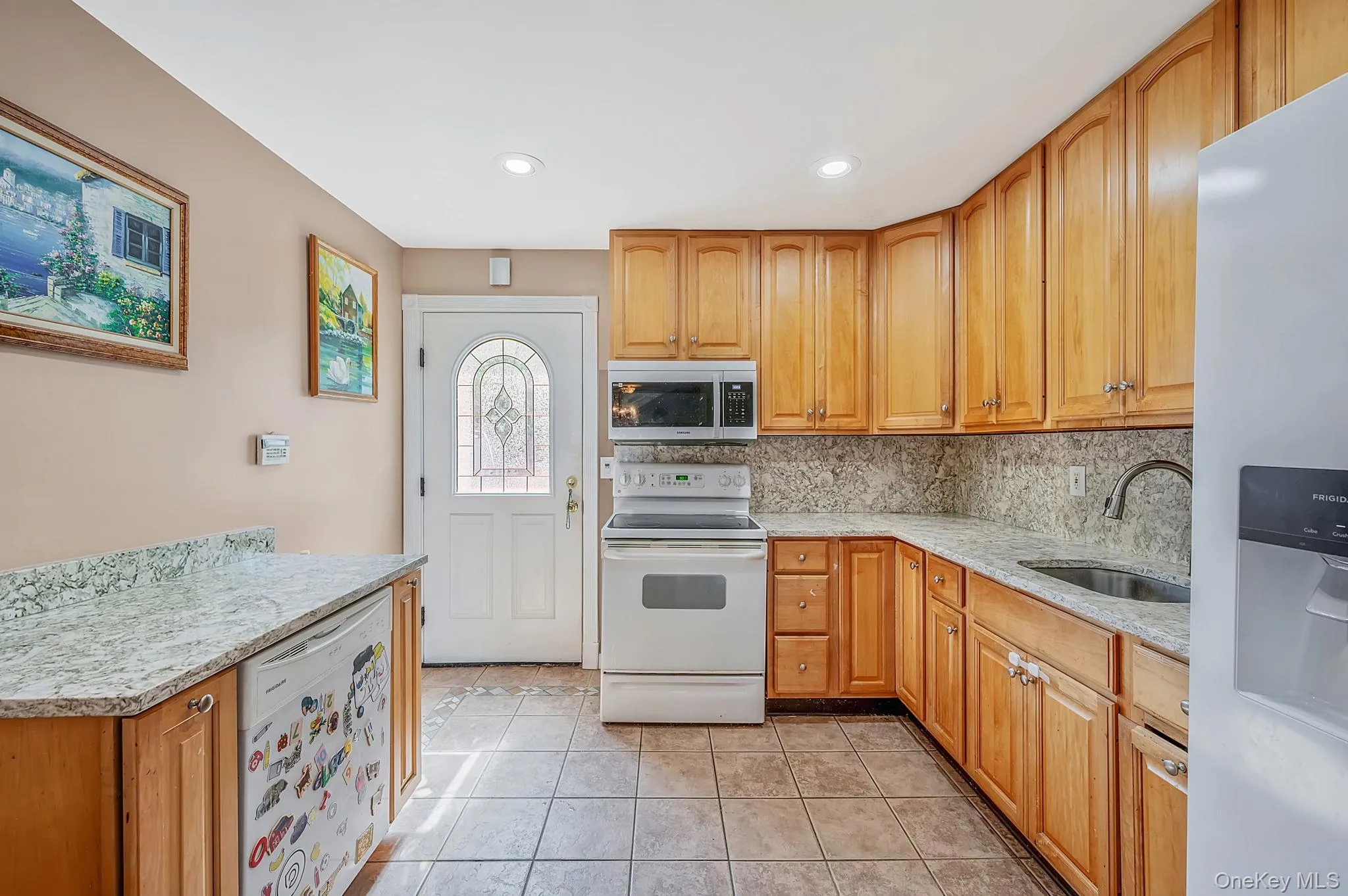 61 Ocean Avenue, Islip, NY, 4 Bedrooms Bedrooms, 7 Rooms Rooms,2 BathroomsBathrooms,Residential,For Rent,Ocean,0,1007543 61 Ocean Avenue, Islip, NY, 4 Bedrooms Bedrooms, 7 Rooms Rooms,2 BathroomsBathrooms,Residential,For Rent,Ocean,0,1007543