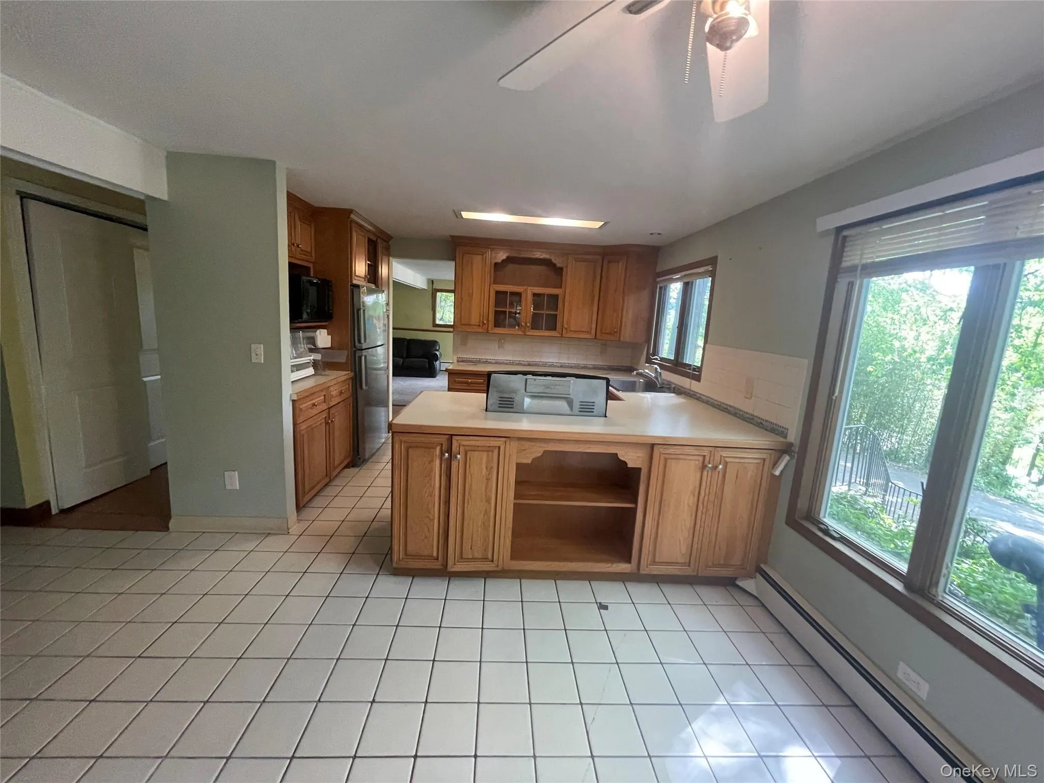 43 Valerie Court, Tuxedo, NY, 4 Bedrooms Bedrooms, 9 Rooms Rooms,2 BathroomsBathrooms,Residential Lease,For Rent,Valerie,0,1007546 43 Valerie Court, Tuxedo, NY, 4 Bedrooms Bedrooms, 9 Rooms Rooms,2 BathroomsBathrooms,Residential Lease,For Rent,Valerie,0,1007546