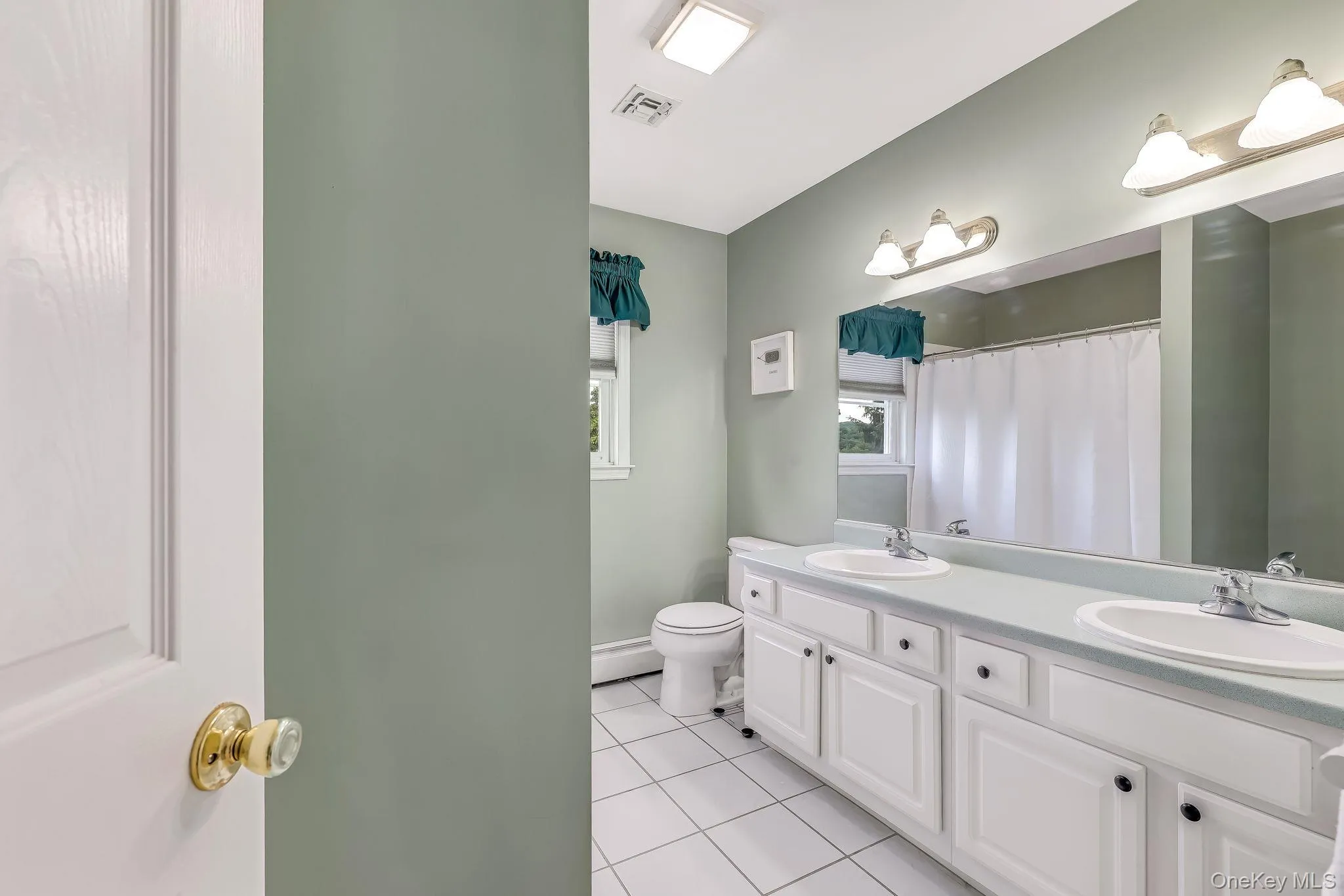 Private bathroom in the primary bedroom. Private bathroom in the primary bedroom.