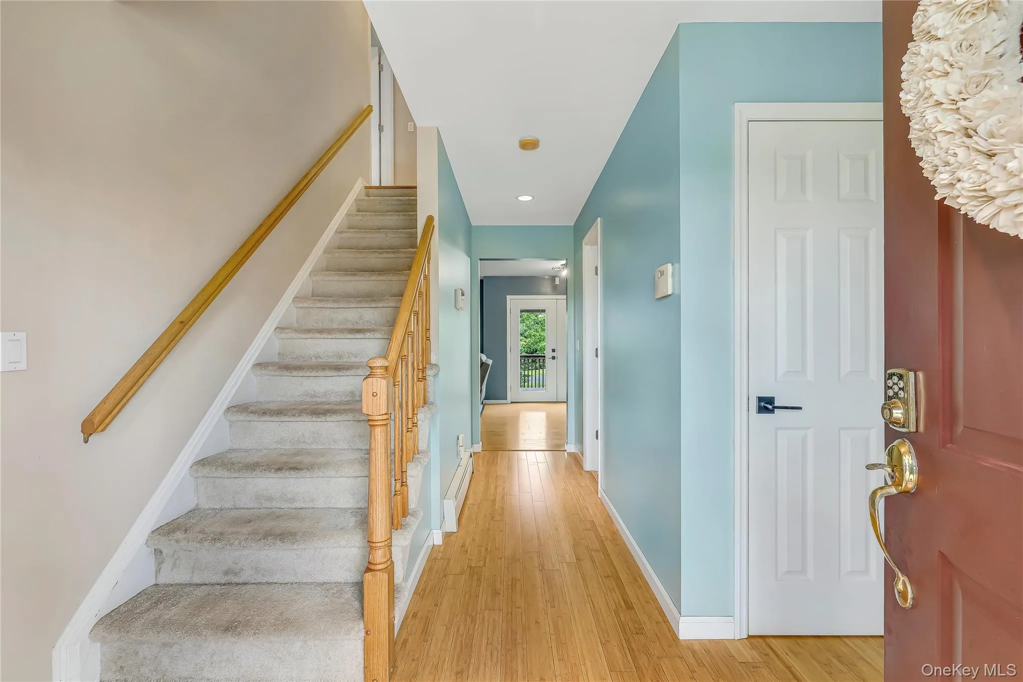 Welcome home! Entrance foyer has hardwood floors and immediately to your left is the staircase to the scond floor. Welcome home! Entrance foyer has hardwood floors and immediately to your left is the staircase to the scond floor.