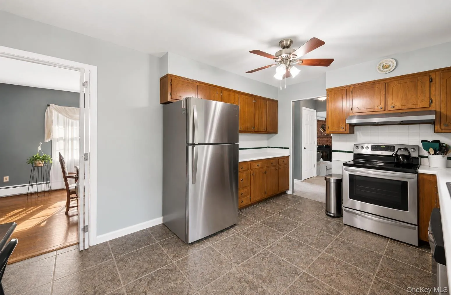 11 Lincoln Court, Babylon, NY, 3 Bedrooms Bedrooms, 7 Rooms Rooms,2 BathroomsBathrooms,Residential,For Rent,Lincoln,0,1007548 11 Lincoln Court, Babylon, NY, 3 Bedrooms Bedrooms, 7 Rooms Rooms,2 BathroomsBathrooms,Residential,For Rent,Lincoln,0,1007548