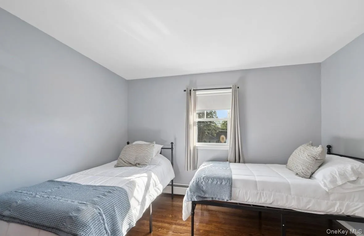 11 Lincoln Court, Babylon, NY, 3 Bedrooms Bedrooms, 7 Rooms Rooms,2 BathroomsBathrooms,Residential,For Rent,Lincoln,0,1007548 11 Lincoln Court, Babylon, NY, 3 Bedrooms Bedrooms, 7 Rooms Rooms,2 BathroomsBathrooms,Residential,For Rent,Lincoln,0,1007548