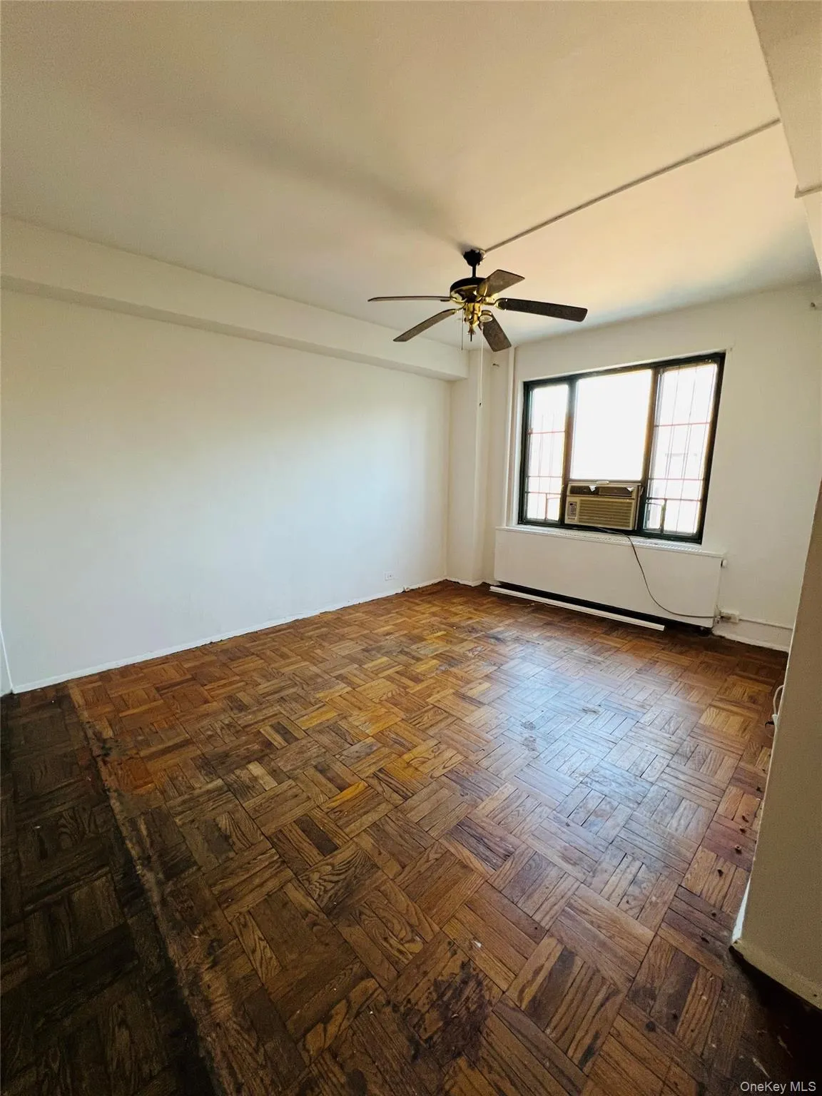 44 Metropolitan Oval, New York, NY, 3 Bedrooms Bedrooms, 5 Rooms Rooms,1 BathroomBathrooms,Residential,For Rent,Metropolitan,0,1007553 44 Metropolitan Oval, New York, NY, 3 Bedrooms Bedrooms, 5 Rooms Rooms,1 BathroomBathrooms,Residential,For Rent,Metropolitan,0,1007553