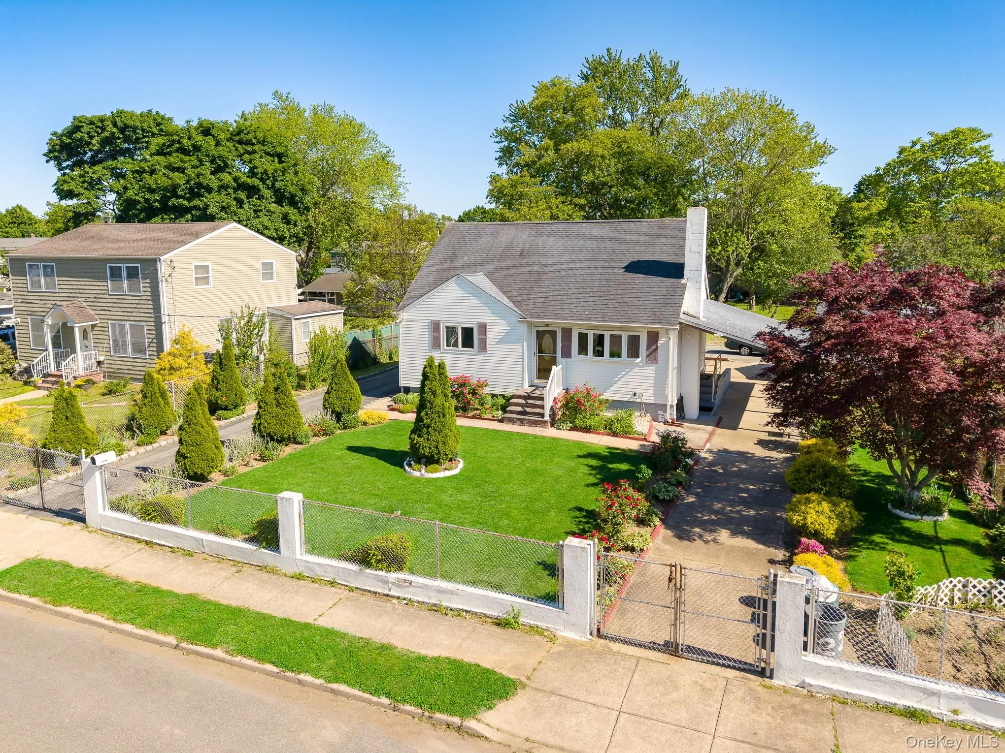22 Montgomery Street, Islip, NY, 4 Bedrooms Bedrooms, 7 Rooms Rooms,2 BathroomsBathrooms,Residential,For Rent,Montgomery,0,1007560 22 Montgomery Street, Islip, NY, 4 Bedrooms Bedrooms, 7 Rooms Rooms,2 BathroomsBathrooms,Residential,For Rent,Montgomery,0,1007560