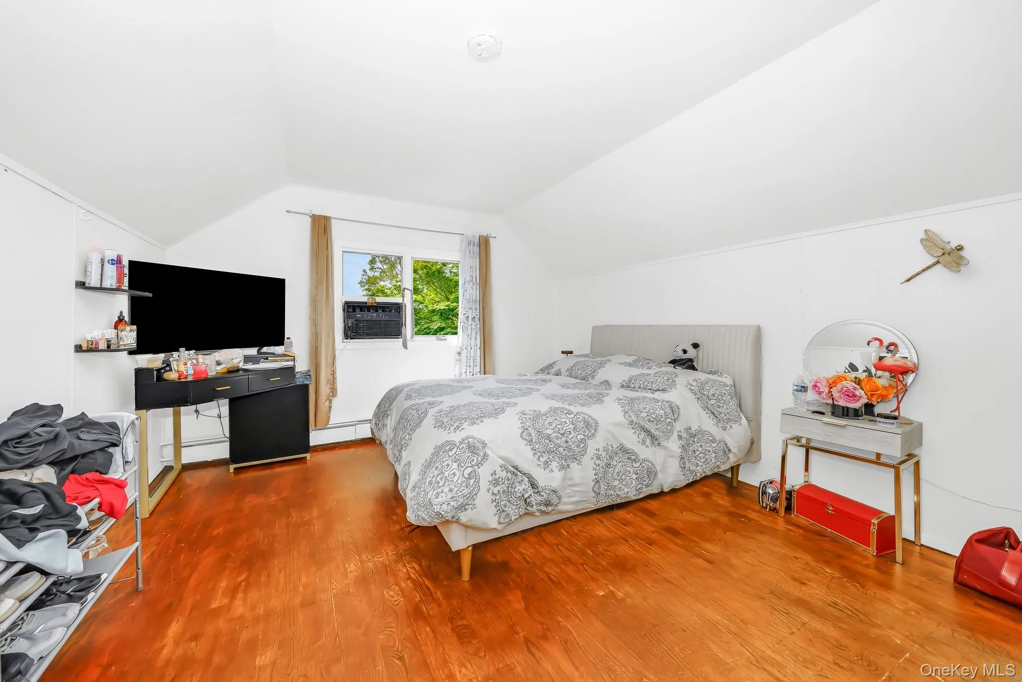 22 Montgomery Street, Islip, NY, 4 Bedrooms Bedrooms, 7 Rooms Rooms,2 BathroomsBathrooms,Residential,For Rent,Montgomery,0,1007560 22 Montgomery Street, Islip, NY, 4 Bedrooms Bedrooms, 7 Rooms Rooms,2 BathroomsBathrooms,Residential,For Rent,Montgomery,0,1007560