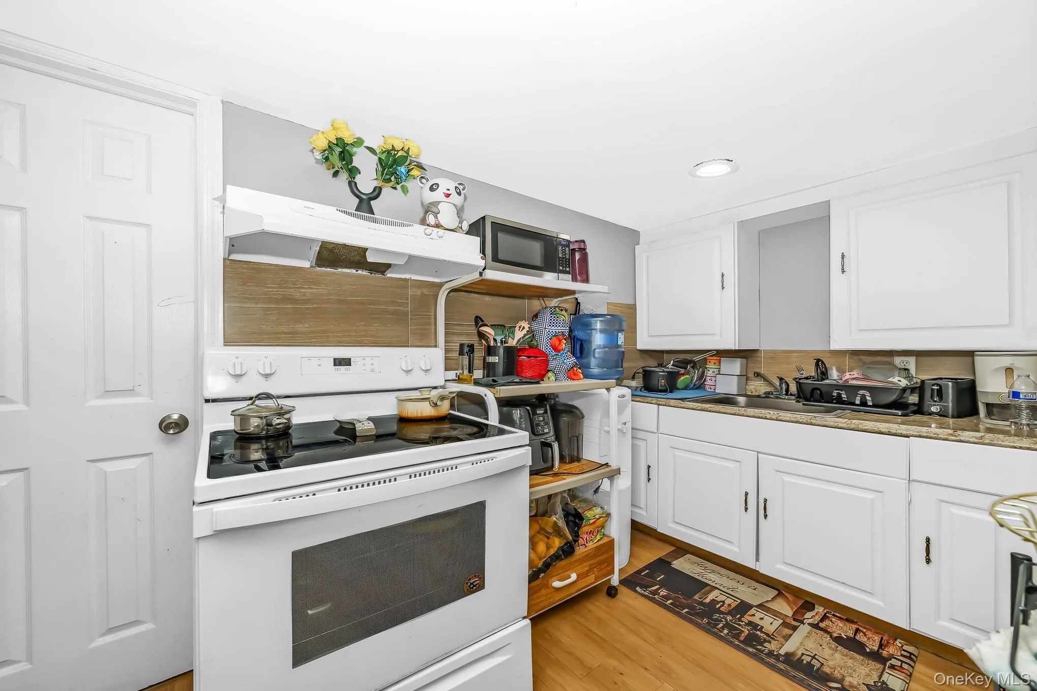 22 Montgomery Street, Islip, NY, 4 Bedrooms Bedrooms, 7 Rooms Rooms,2 BathroomsBathrooms,Residential,For Rent,Montgomery,0,1007560 22 Montgomery Street, Islip, NY, 4 Bedrooms Bedrooms, 7 Rooms Rooms,2 BathroomsBathrooms,Residential,For Rent,Montgomery,0,1007560