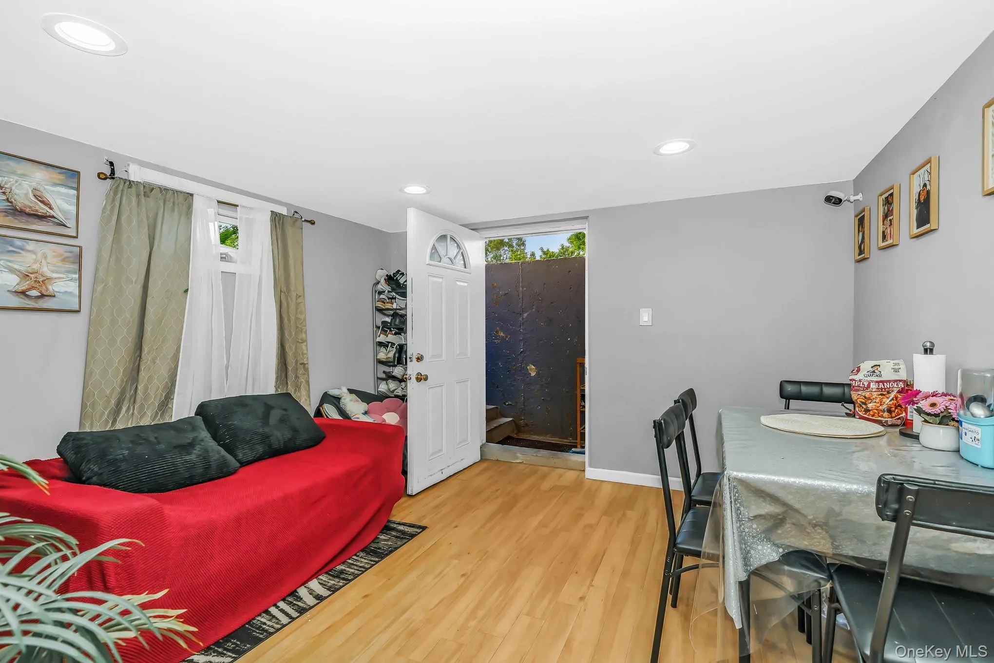 22 Montgomery Street, Islip, NY, 4 Bedrooms Bedrooms, 7 Rooms Rooms,2 BathroomsBathrooms,Residential,For Rent,Montgomery,0,1007560 22 Montgomery Street, Islip, NY, 4 Bedrooms Bedrooms, 7 Rooms Rooms,2 BathroomsBathrooms,Residential,For Rent,Montgomery,0,1007560