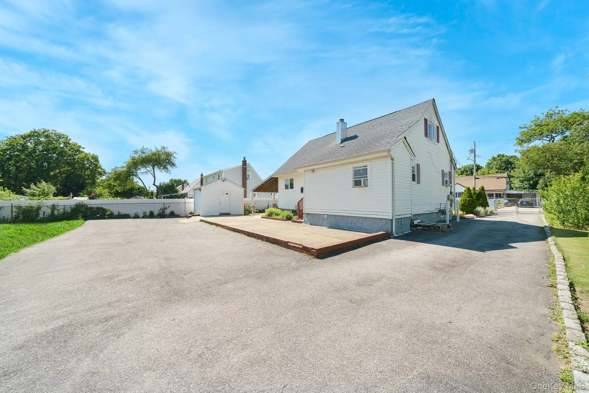 22 Montgomery Street, Islip, NY, 4 Bedrooms Bedrooms, 7 Rooms Rooms,2 BathroomsBathrooms,Residential,For Rent,Montgomery,0,1007560 22 Montgomery Street, Islip, NY, 4 Bedrooms Bedrooms, 7 Rooms Rooms,2 BathroomsBathrooms,Residential,For Rent,Montgomery,0,1007560