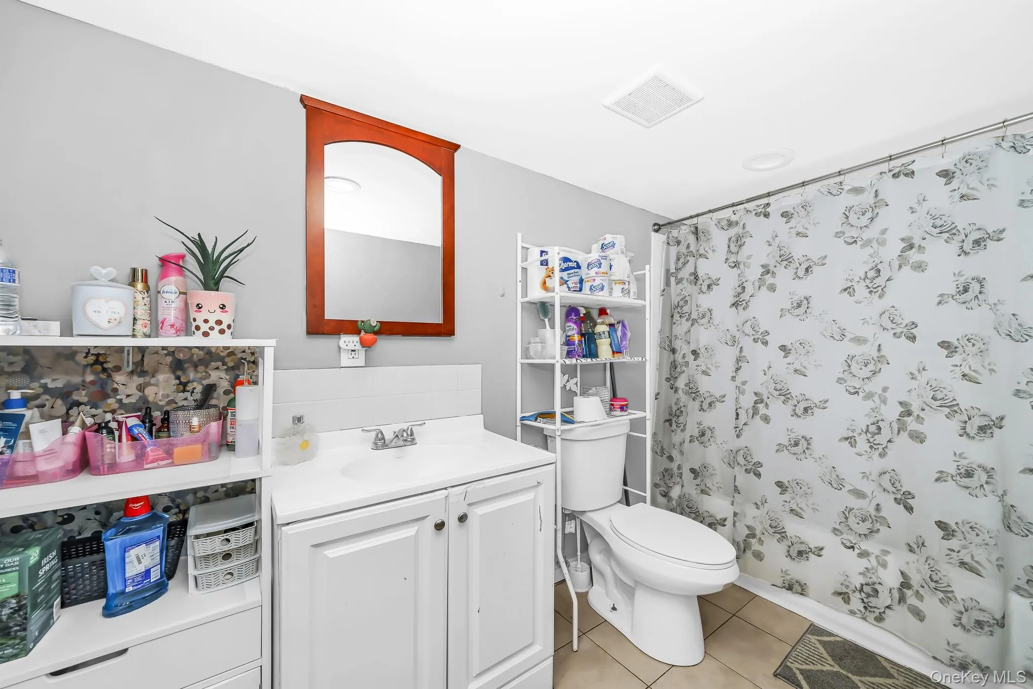 22 Montgomery Street, Islip, NY, 4 Bedrooms Bedrooms, 7 Rooms Rooms,2 BathroomsBathrooms,Residential,For Rent,Montgomery,0,1007560 22 Montgomery Street, Islip, NY, 4 Bedrooms Bedrooms, 7 Rooms Rooms,2 BathroomsBathrooms,Residential,For Rent,Montgomery,0,1007560
