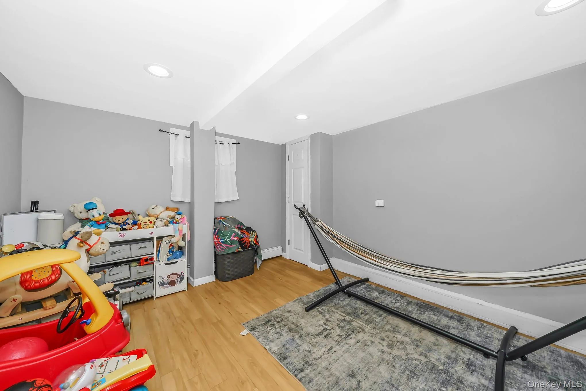 22 Montgomery Street, Islip, NY, 4 Bedrooms Bedrooms, 7 Rooms Rooms,2 BathroomsBathrooms,Residential,For Rent,Montgomery,0,1007560 22 Montgomery Street, Islip, NY, 4 Bedrooms Bedrooms, 7 Rooms Rooms,2 BathroomsBathrooms,Residential,For Rent,Montgomery,0,1007560