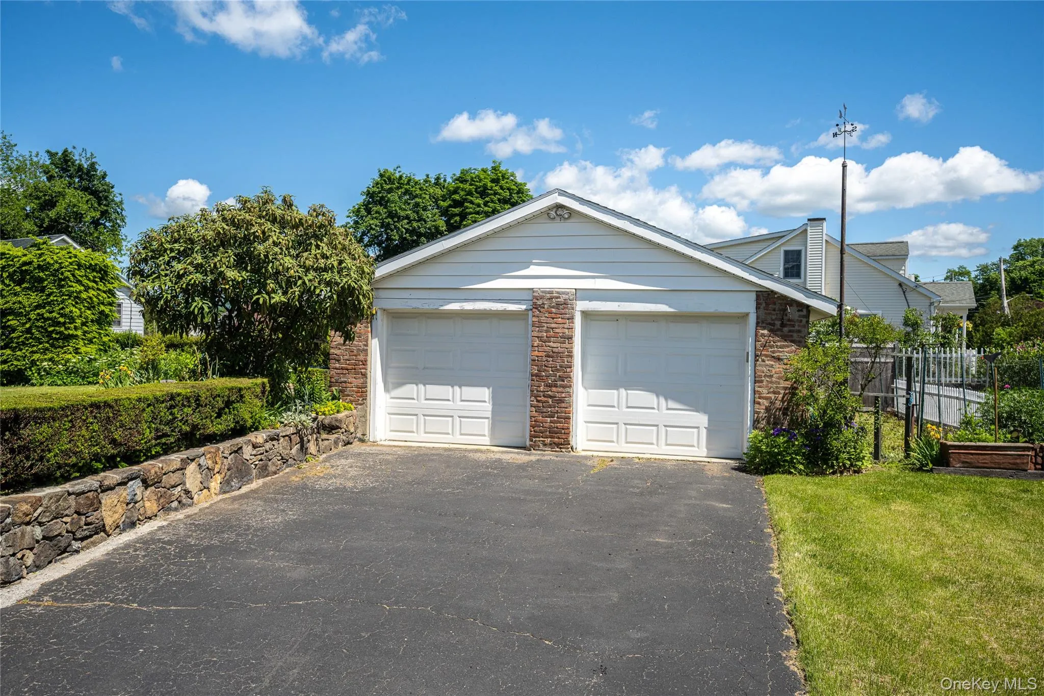 730 Hoover Avenue, Peekskill, NY, 3 Bedrooms Bedrooms, 8 Rooms Rooms,1 BathroomBathrooms,Residential,For Rent,Hoover,0,1007561 730 Hoover Avenue, Peekskill, NY, 3 Bedrooms Bedrooms, 8 Rooms Rooms,1 BathroomBathrooms,Residential,For Rent,Hoover,0,1007561