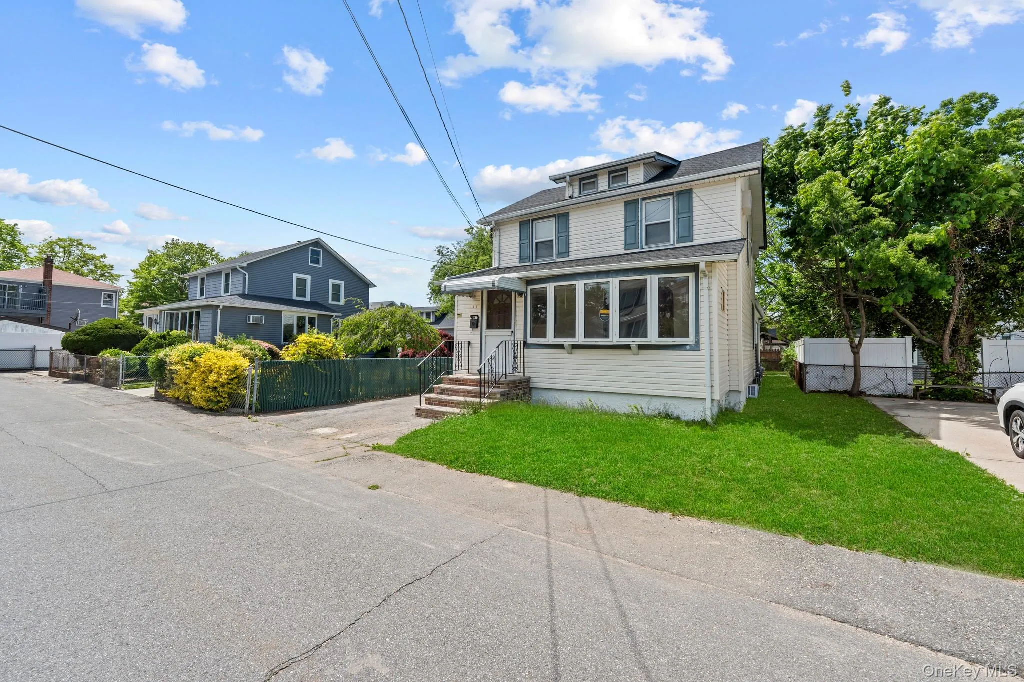 1 Lewis Place, Hempstead, NY, 4 Bedrooms Bedrooms, 12 Rooms Rooms,2 BathroomsBathrooms,Residential,For Rent,Lewis,0,1007564 1 Lewis Place, Hempstead, NY, 4 Bedrooms Bedrooms, 12 Rooms Rooms,2 BathroomsBathrooms,Residential,For Rent,Lewis,0,1007564