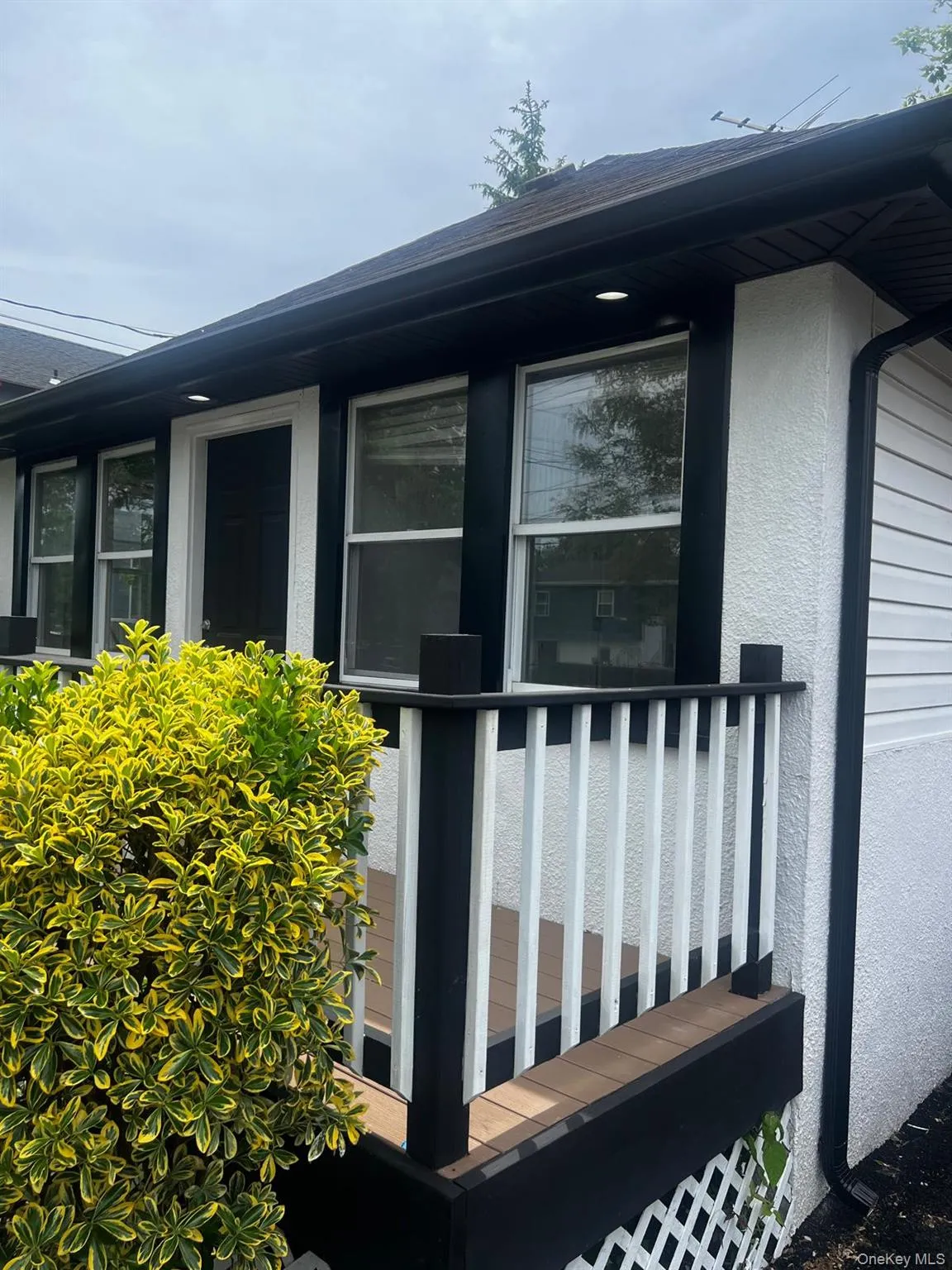 146 Penataquit Avenue, Islip, NY, 3 Bedrooms Bedrooms, 8 Rooms Rooms,1 BathroomBathrooms,Residential,For Rent,Penataquit,0,1007567 146 Penataquit Avenue, Islip, NY, 3 Bedrooms Bedrooms, 8 Rooms Rooms,1 BathroomBathrooms,Residential,For Rent,Penataquit,0,1007567