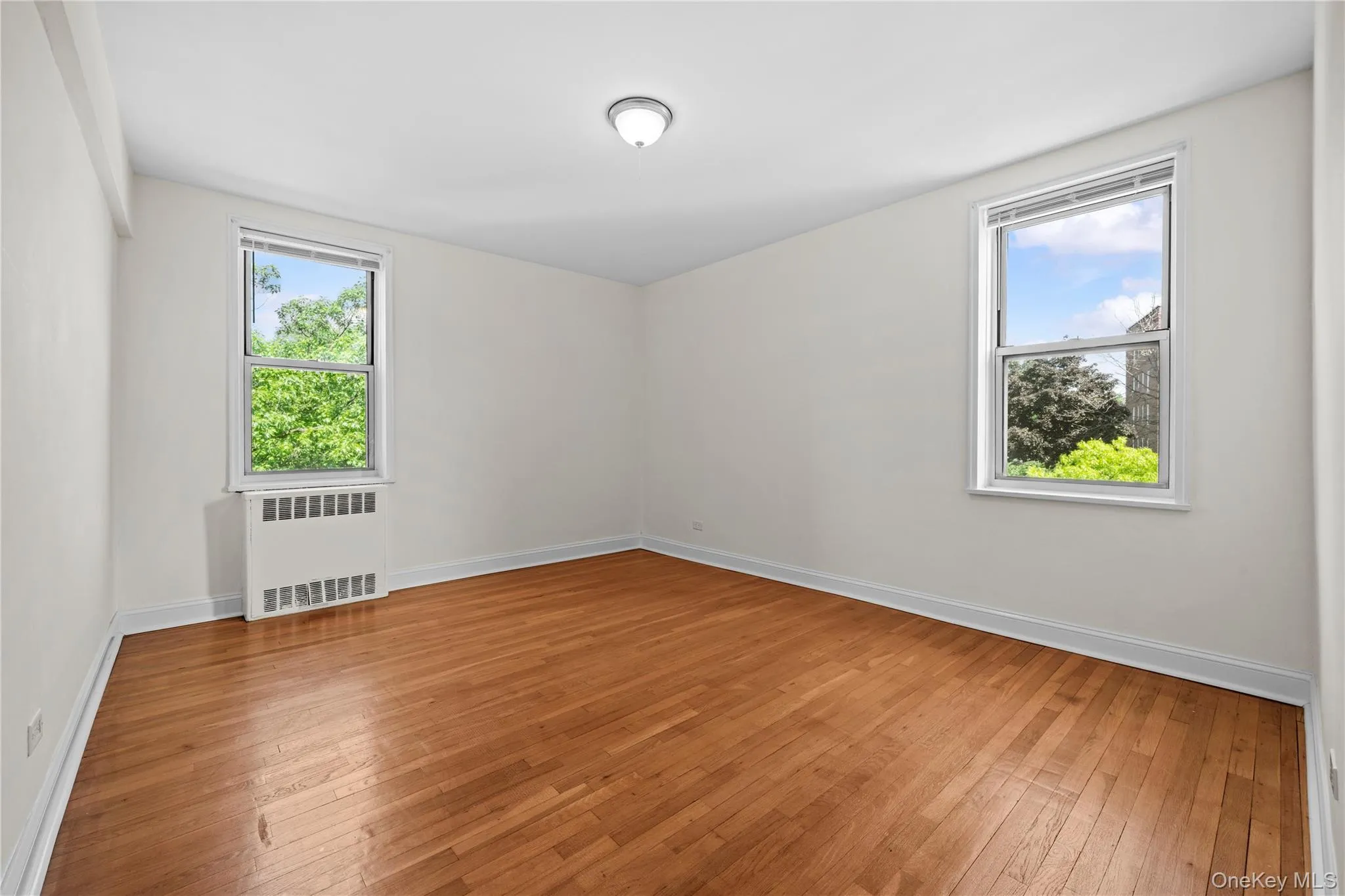 5621 Netherland avenue, New York, NY, 1 Bedroom Bedrooms, 3 Rooms Rooms,1 BathroomBathrooms,Residential,For Rent,Netherland avenue,0,1007568 5621 Netherland avenue, New York, NY, 1 Bedroom Bedrooms, 3 Rooms Rooms,1 BathroomBathrooms,Residential,For Rent,Netherland avenue,0,1007568