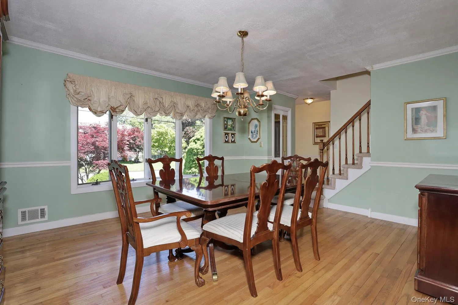 56 Grand Street, Clarkstown, NY, 4 Bedrooms Bedrooms, 8 Rooms Rooms,2 BathroomsBathrooms,Residential,For Rent,Grand,0,1007569 56 Grand Street, Clarkstown, NY, 4 Bedrooms Bedrooms, 8 Rooms Rooms,2 BathroomsBathrooms,Residential,For Rent,Grand,0,1007569
