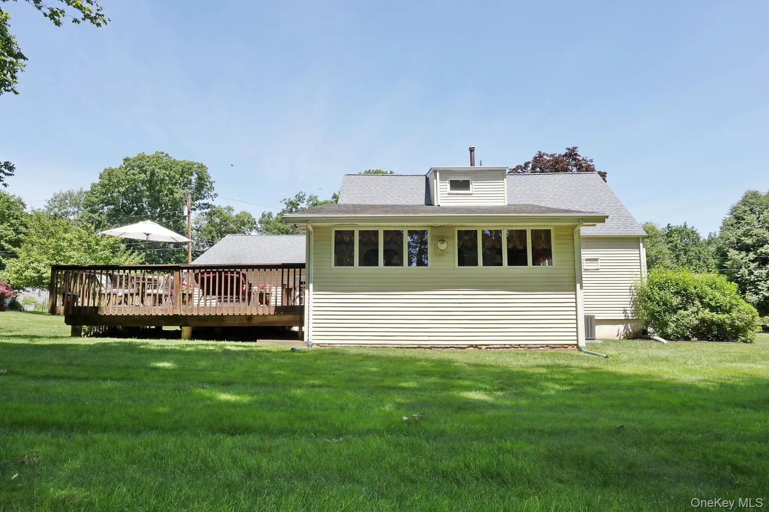 56 Grand Street, Clarkstown, NY, 4 Bedrooms Bedrooms, 8 Rooms Rooms,2 BathroomsBathrooms,Residential,For Rent,Grand,0,1007569 56 Grand Street, Clarkstown, NY, 4 Bedrooms Bedrooms, 8 Rooms Rooms,2 BathroomsBathrooms,Residential,For Rent,Grand,0,1007569