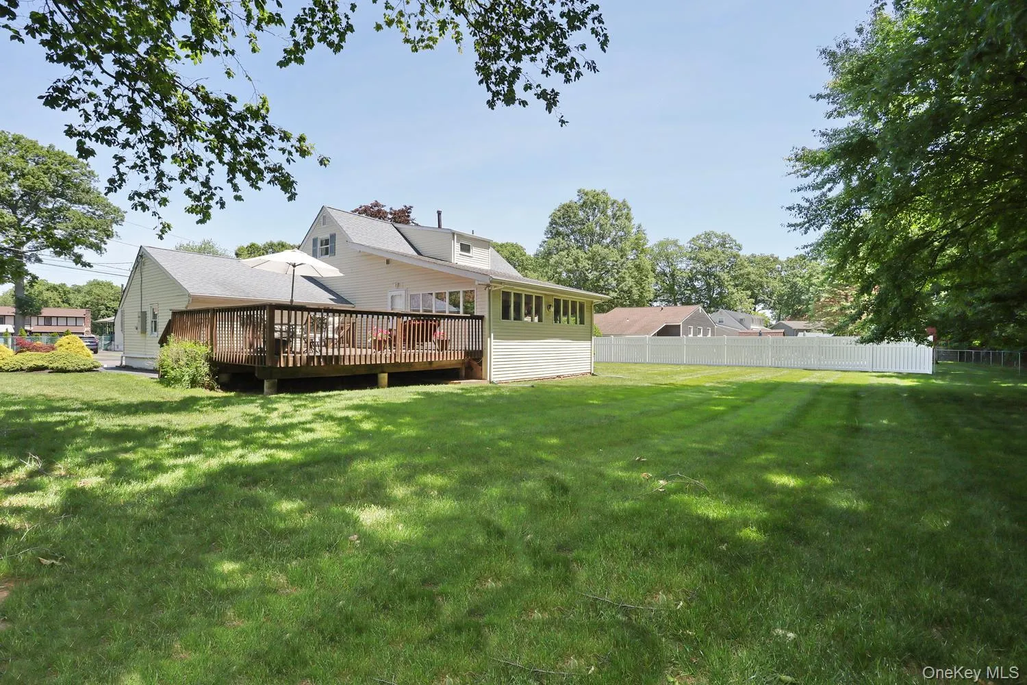 56 Grand Street, Clarkstown, NY, 4 Bedrooms Bedrooms, 8 Rooms Rooms,2 BathroomsBathrooms,Residential,For Rent,Grand,0,1007569 56 Grand Street, Clarkstown, NY, 4 Bedrooms Bedrooms, 8 Rooms Rooms,2 BathroomsBathrooms,Residential,For Rent,Grand,0,1007569