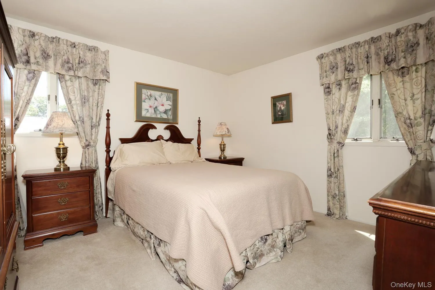 56 Grand Street, Clarkstown, NY, 4 Bedrooms Bedrooms, 8 Rooms Rooms,2 BathroomsBathrooms,Residential,For Rent,Grand,0,1007569 56 Grand Street, Clarkstown, NY, 4 Bedrooms Bedrooms, 8 Rooms Rooms,2 BathroomsBathrooms,Residential,For Rent,Grand,0,1007569