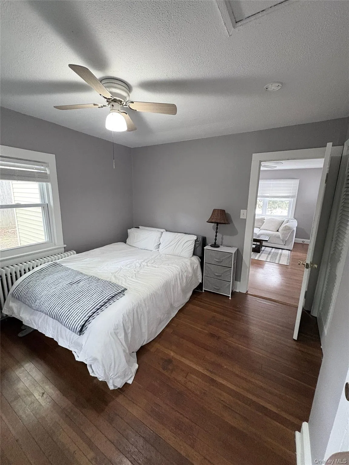 529 Montauk Hwy 529 Montauk Hwy
