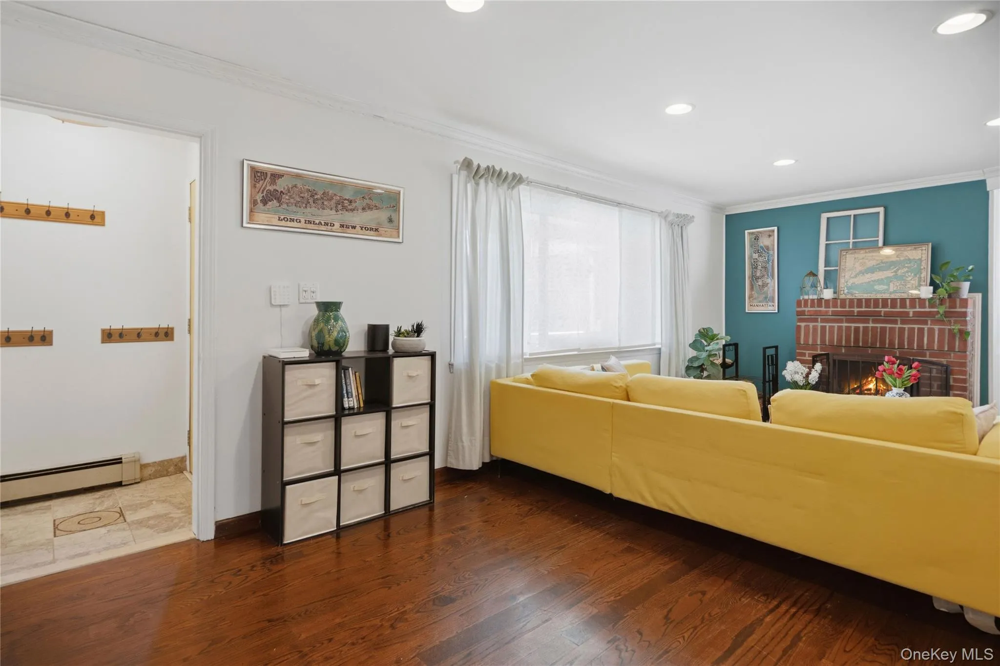 340 Main Street, Hempstead, NY, 3 Bedrooms Bedrooms, 6 Rooms Rooms,2 BathroomsBathrooms,Residential,For Rent,Main,0,1007573 340 Main Street, Hempstead, NY, 3 Bedrooms Bedrooms, 6 Rooms Rooms,2 BathroomsBathrooms,Residential,For Rent,Main,0,1007573
