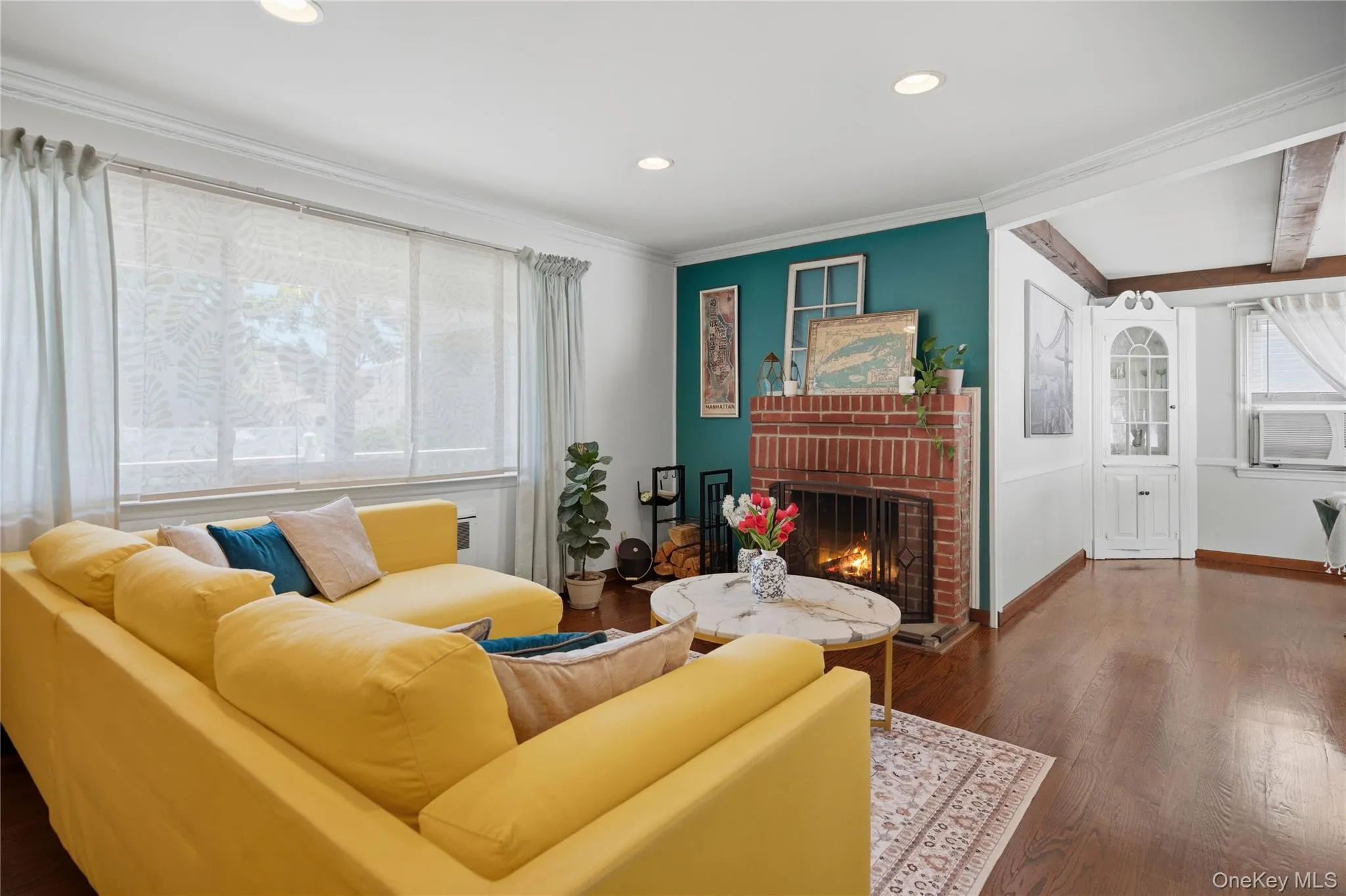 340 Main Street, Hempstead, NY, 3 Bedrooms Bedrooms, 6 Rooms Rooms,2 BathroomsBathrooms,Residential,For Rent,Main,0,1007573 340 Main Street, Hempstead, NY, 3 Bedrooms Bedrooms, 6 Rooms Rooms,2 BathroomsBathrooms,Residential,For Rent,Main,0,1007573