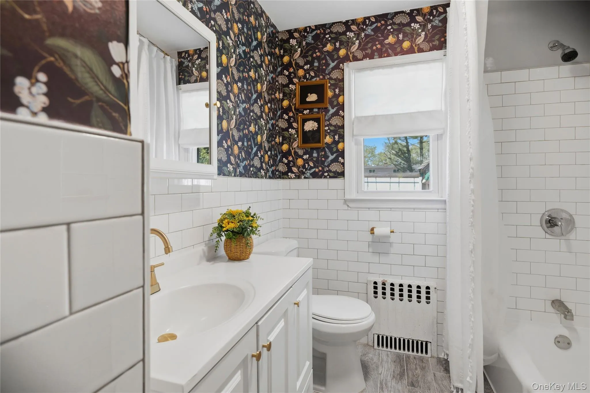 340 Main Street, Hempstead, NY, 3 Bedrooms Bedrooms, 6 Rooms Rooms,2 BathroomsBathrooms,Residential,For Rent,Main,0,1007573 340 Main Street, Hempstead, NY, 3 Bedrooms Bedrooms, 6 Rooms Rooms,2 BathroomsBathrooms,Residential,For Rent,Main,0,1007573