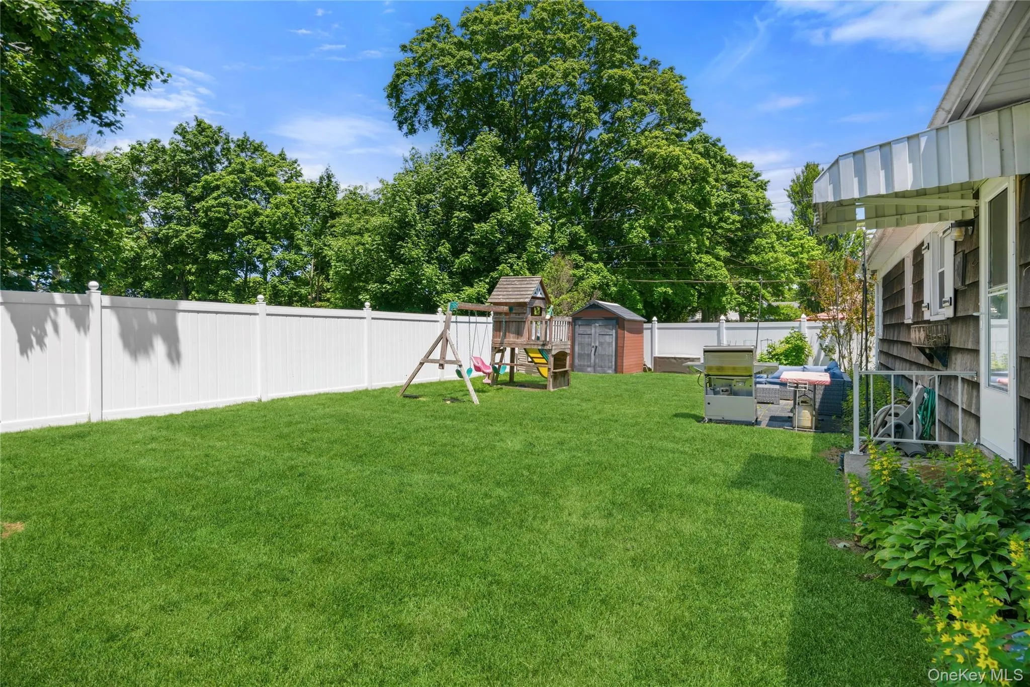 340 Main Street, Hempstead, NY, 3 Bedrooms Bedrooms, 6 Rooms Rooms,2 BathroomsBathrooms,Residential,For Rent,Main,0,1007573 340 Main Street, Hempstead, NY, 3 Bedrooms Bedrooms, 6 Rooms Rooms,2 BathroomsBathrooms,Residential,For Rent,Main,0,1007573
