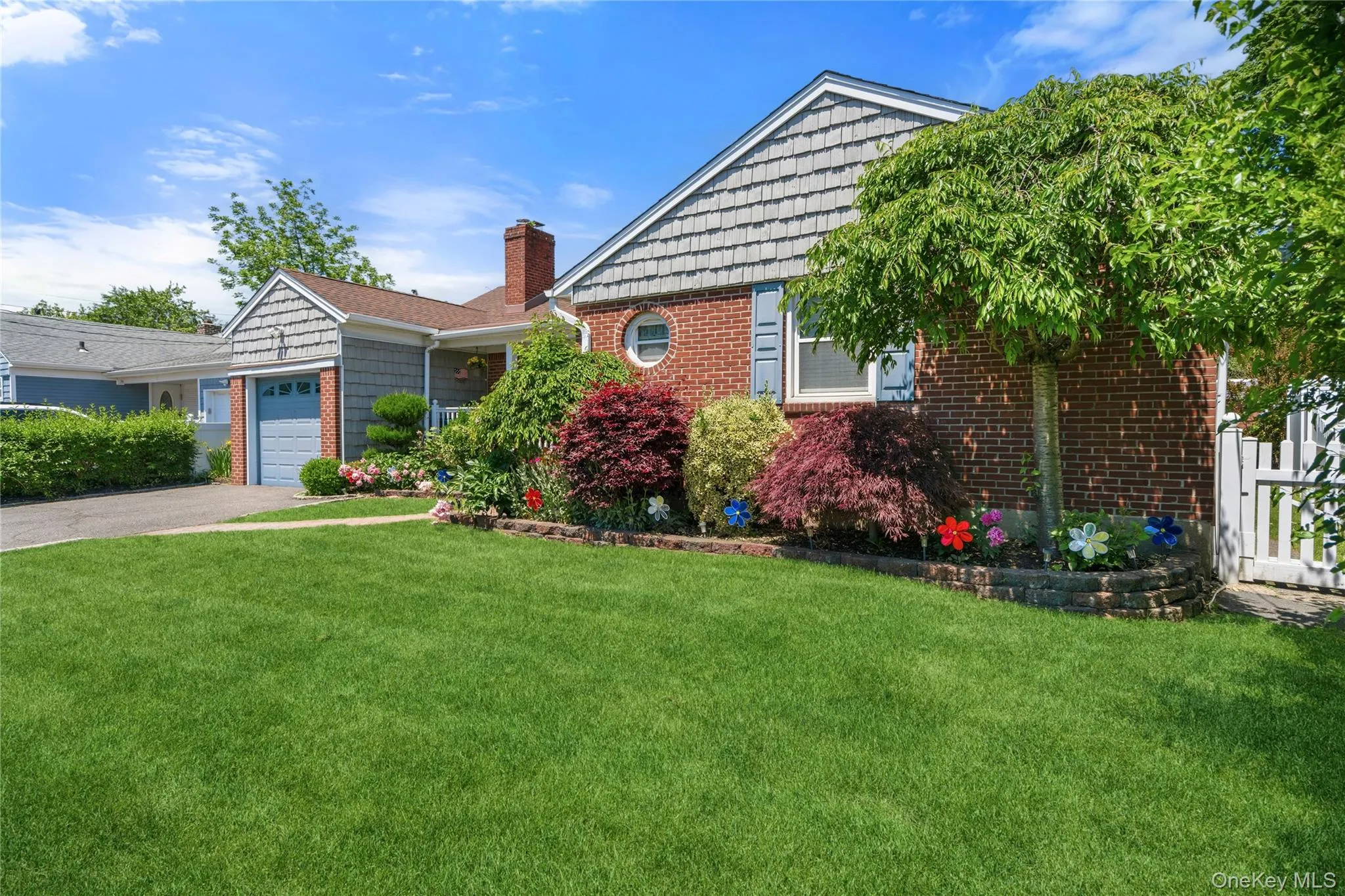 340 Main Street, Hempstead, NY, 3 Bedrooms Bedrooms, 6 Rooms Rooms,2 BathroomsBathrooms,Residential,For Rent,Main,0,1007573 340 Main Street, Hempstead, NY, 3 Bedrooms Bedrooms, 6 Rooms Rooms,2 BathroomsBathrooms,Residential,For Rent,Main,0,1007573