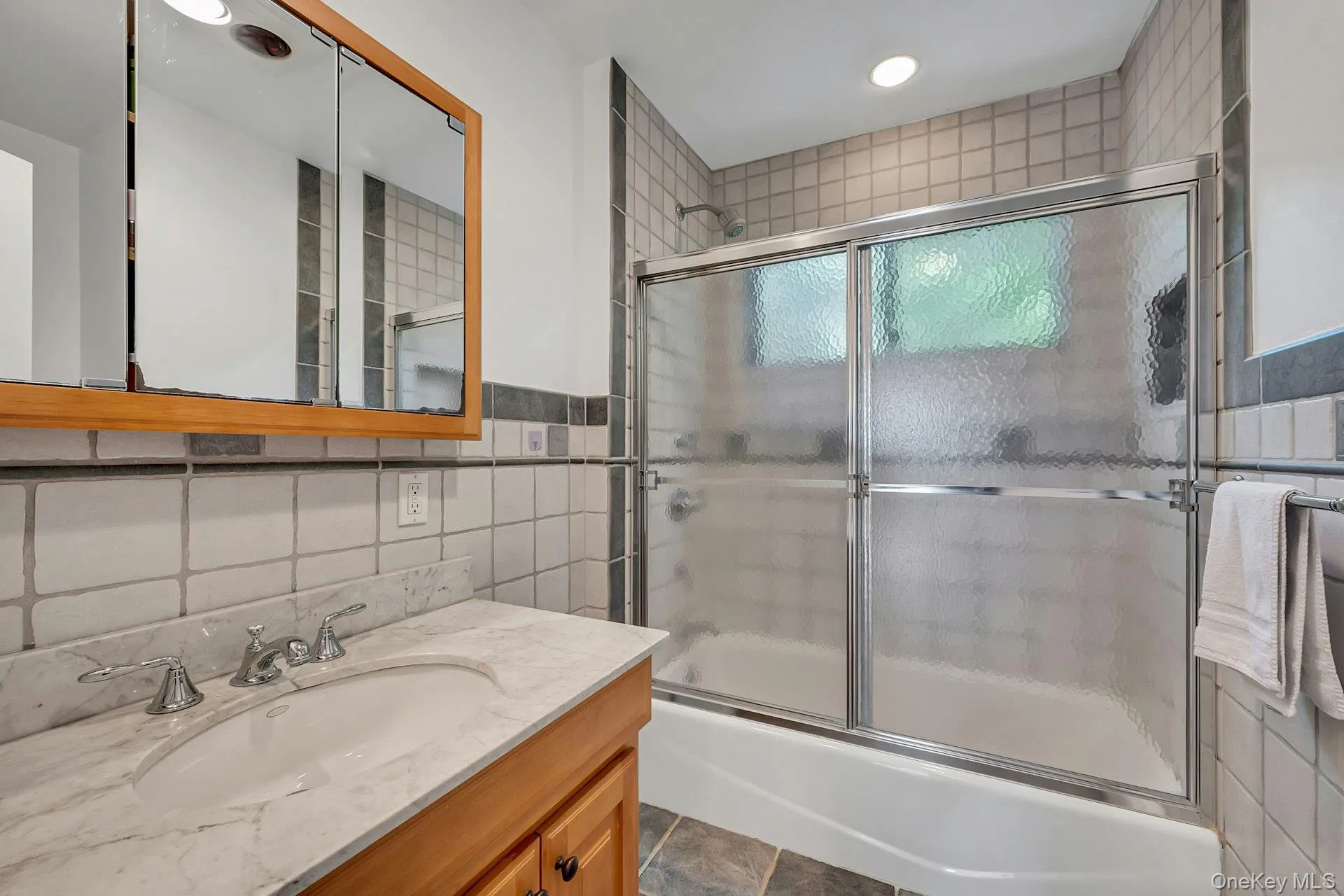 24 Anne Chambers Lane, Bedford, NY, 4 Bedrooms Bedrooms, 9 Rooms Rooms,2 BathroomsBathrooms,Residential,For Rent,Anne Chambers,0,1007577 24 Anne Chambers Lane, Bedford, NY, 4 Bedrooms Bedrooms, 9 Rooms Rooms,2 BathroomsBathrooms,Residential,For Rent,Anne Chambers,0,1007577