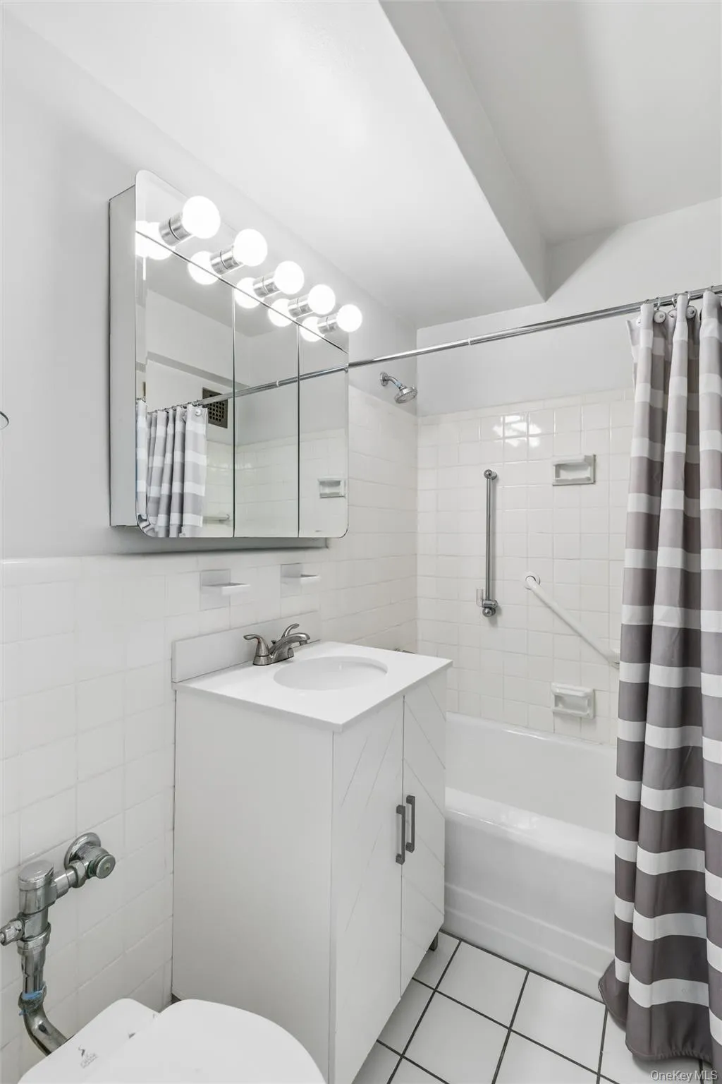Sleek Modern Bath Sleek Modern Bath