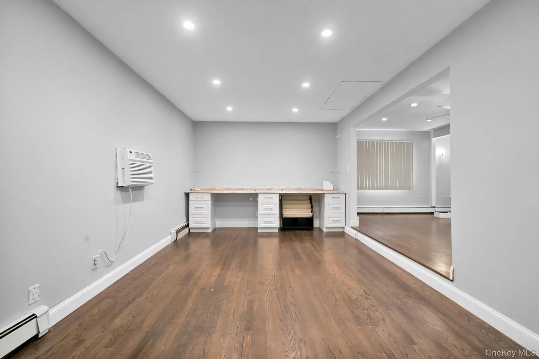 389 33rd Street, Babylon, NY, 3 Bedrooms Bedrooms, 4 Rooms Rooms,1 BathroomBathrooms,Residential,For Rent,33rd,0,KEY1007582 389 33rd Street, Babylon, NY, 3 Bedrooms Bedrooms, 4 Rooms Rooms,1 BathroomBathrooms,Residential,For Rent,33rd,0,KEY1007582