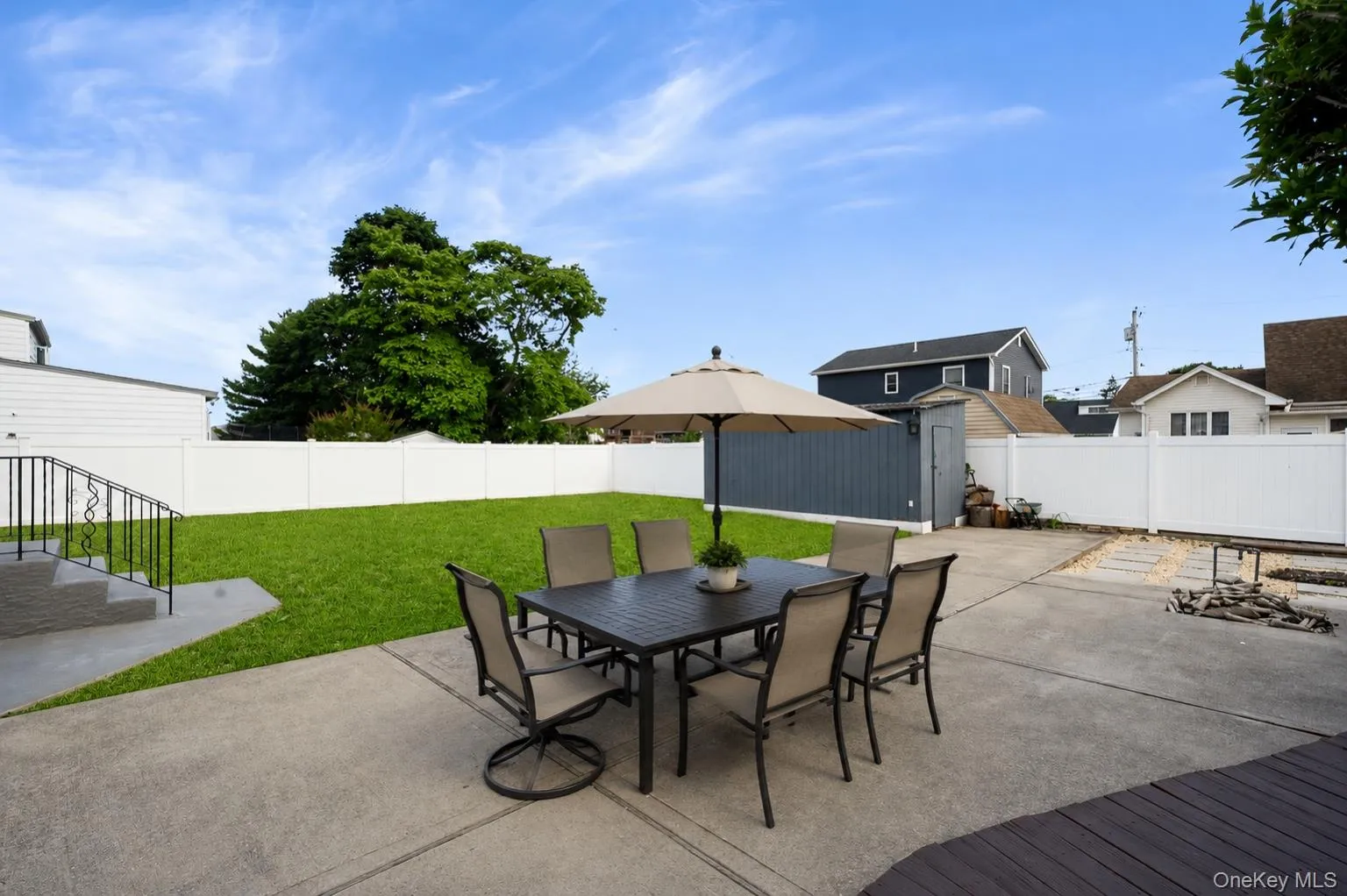 389 33rd Street, Babylon, NY, 3 Bedrooms Bedrooms, 4 Rooms Rooms,1 BathroomBathrooms,Residential,For Rent,33rd,0,KEY1007582 389 33rd Street, Babylon, NY, 3 Bedrooms Bedrooms, 4 Rooms Rooms,1 BathroomBathrooms,Residential,For Rent,33rd,0,KEY1007582