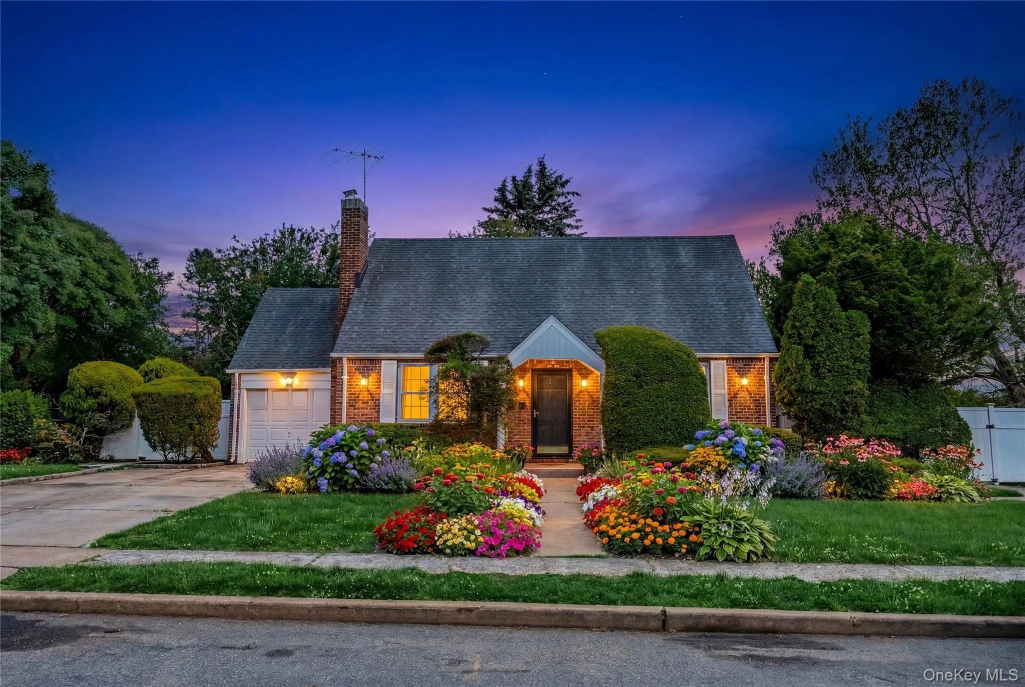 674 Henry Street, Hempstead, NY, 4 Bedrooms Bedrooms, 8 Rooms Rooms,3 BathroomsBathrooms,Residential,For Rent,Henry,0,1007584 674 Henry Street, Hempstead, NY, 4 Bedrooms Bedrooms, 8 Rooms Rooms,3 BathroomsBathrooms,Residential,For Rent,Henry,0,1007584