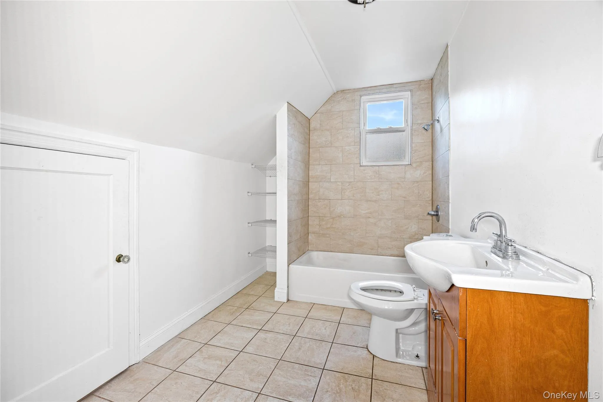 674 Henry Street, Hempstead, NY, 4 Bedrooms Bedrooms, 8 Rooms Rooms,3 BathroomsBathrooms,Residential,For Rent,Henry,0,1007584 674 Henry Street, Hempstead, NY, 4 Bedrooms Bedrooms, 8 Rooms Rooms,3 BathroomsBathrooms,Residential,For Rent,Henry,0,1007584