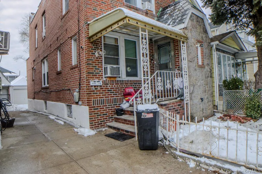 11424 117th Street, New York, NY, 3 Bedrooms Bedrooms, 8 Rooms Rooms,2 BathroomsBathrooms,Residential,For Rent,117th,0,1007590 11424 117th Street, New York, NY, 3 Bedrooms Bedrooms, 8 Rooms Rooms,2 BathroomsBathrooms,Residential,For Rent,117th,0,1007590