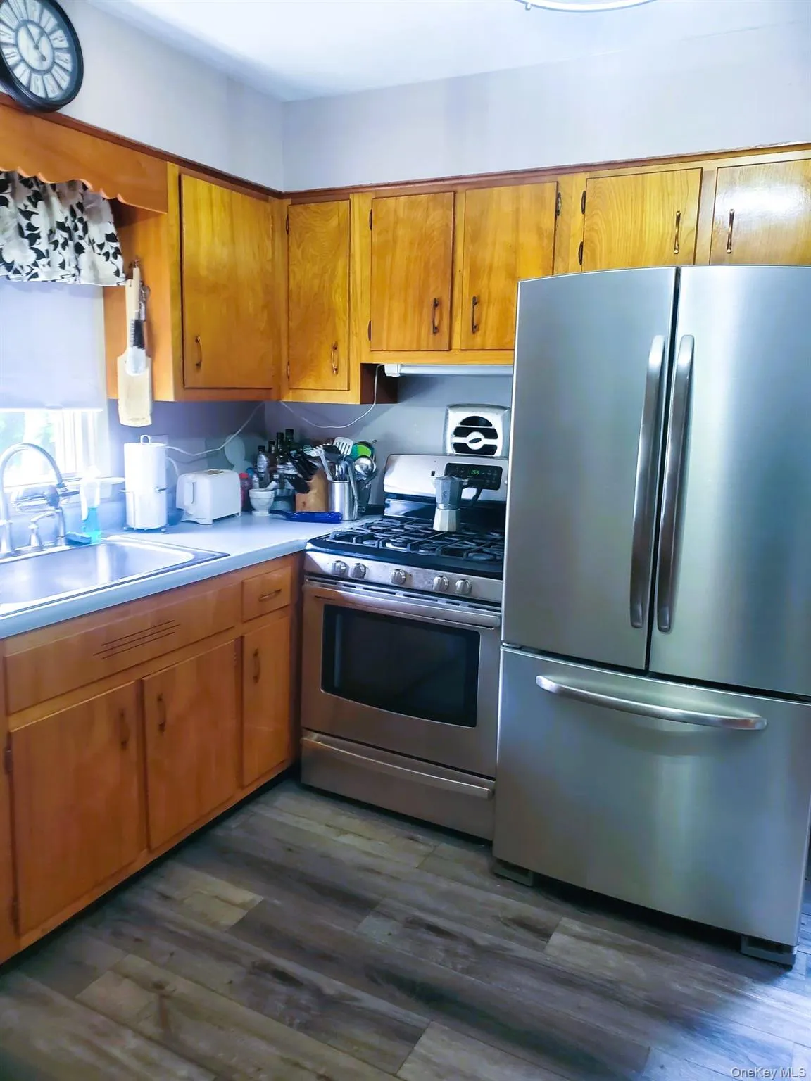 13 Murphy Road, Highlands, NY, 4 Bedrooms Bedrooms, 8 Rooms Rooms,2 BathroomsBathrooms,Residential,For Rent,Murphy,0,1007591 13 Murphy Road, Highlands, NY, 4 Bedrooms Bedrooms, 8 Rooms Rooms,2 BathroomsBathrooms,Residential,For Rent,Murphy,0,1007591