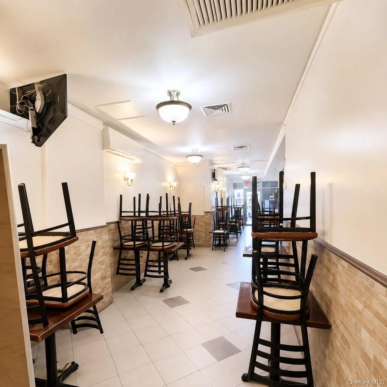1715 Cornelia Street, New York, NY, ,Commercial Lease,For Rent,Cornelia,0,1007595 1715 Cornelia Street, New York, NY, ,Commercial Lease,For Rent,Cornelia,0,1007595