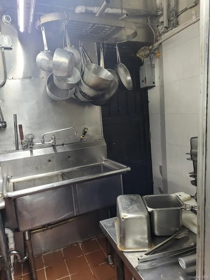 1715 Cornelia Street, New York, NY, ,Commercial Lease,For Rent,Cornelia,0,1007595 1715 Cornelia Street, New York, NY, ,Commercial Lease,For Rent,Cornelia,0,1007595