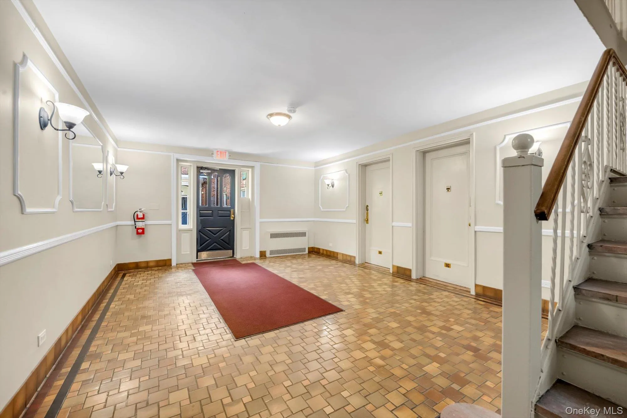 19 Schenck Avenue, North Hempstead, NY, 1 Bedroom Bedrooms, 4 Rooms Rooms,1 BathroomBathrooms,Residential,For Rent,Schenck,0,1007604 19 Schenck Avenue, North Hempstead, NY, 1 Bedroom Bedrooms, 4 Rooms Rooms,1 BathroomBathrooms,Residential,For Rent,Schenck,0,1007604